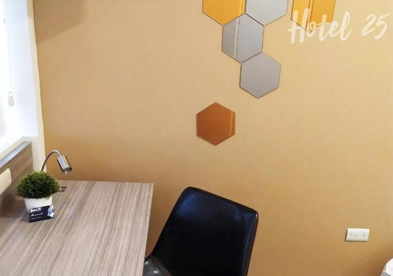 Hotel25