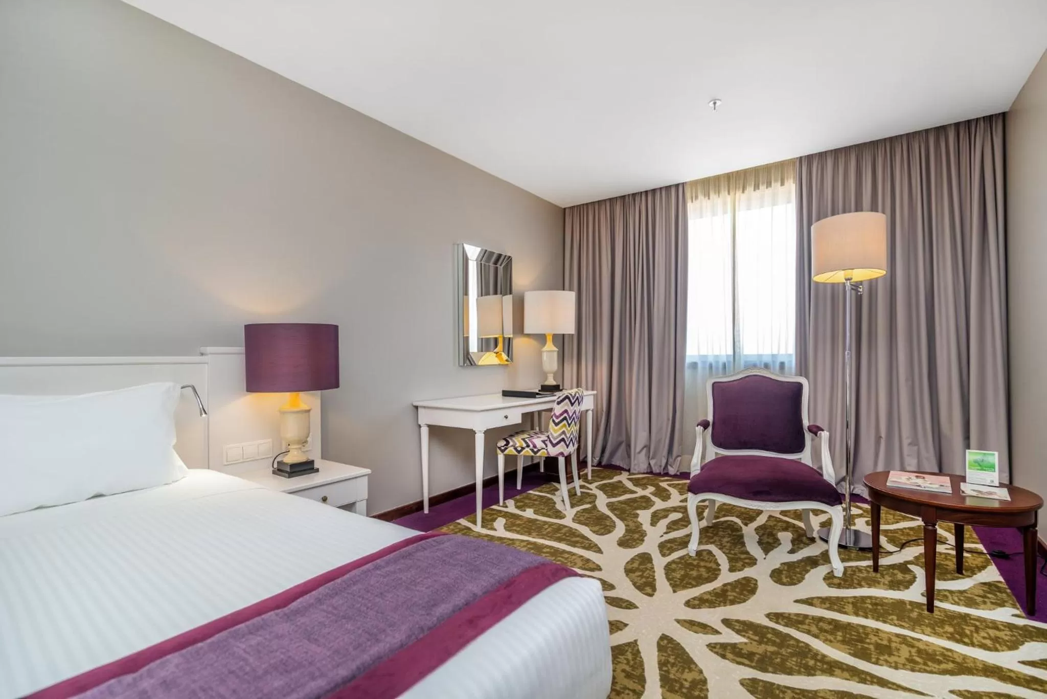 Photo of the whole room, Bed in Holiday Inn Porto Gaia by IHG