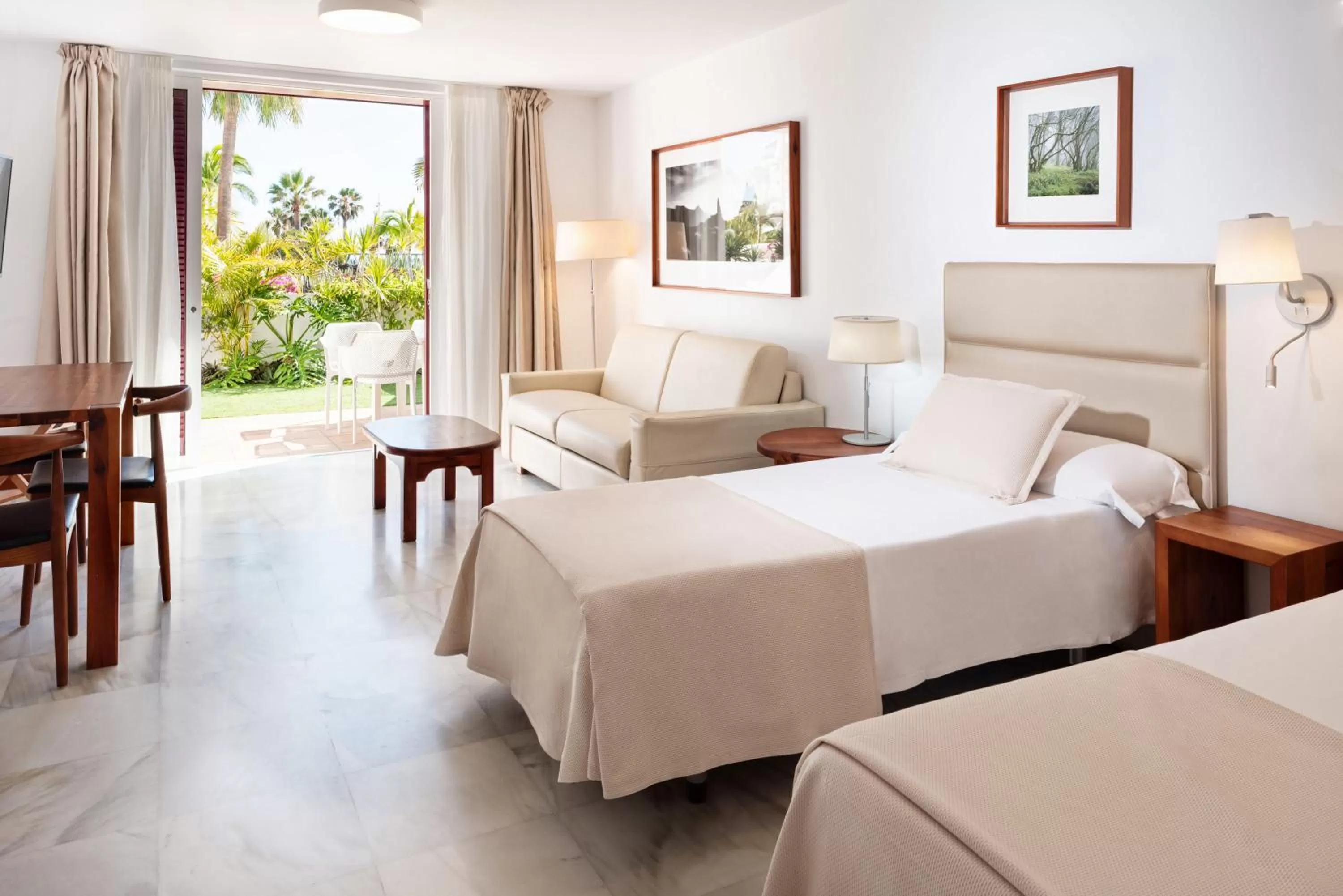 Bed in Parque Santiago IV Official