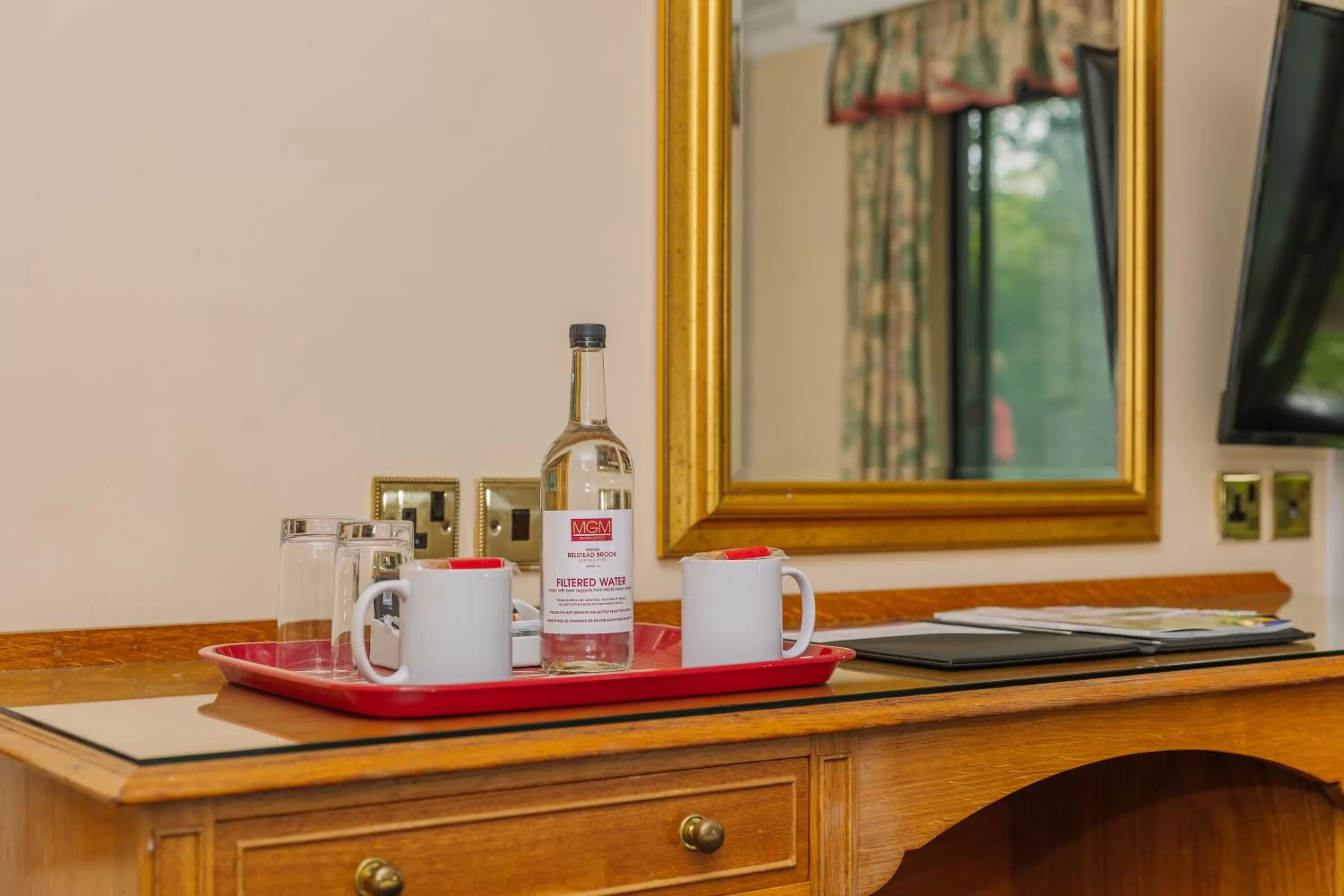 Coffee/tea facilities in Muthu Belstead Brook Hotel