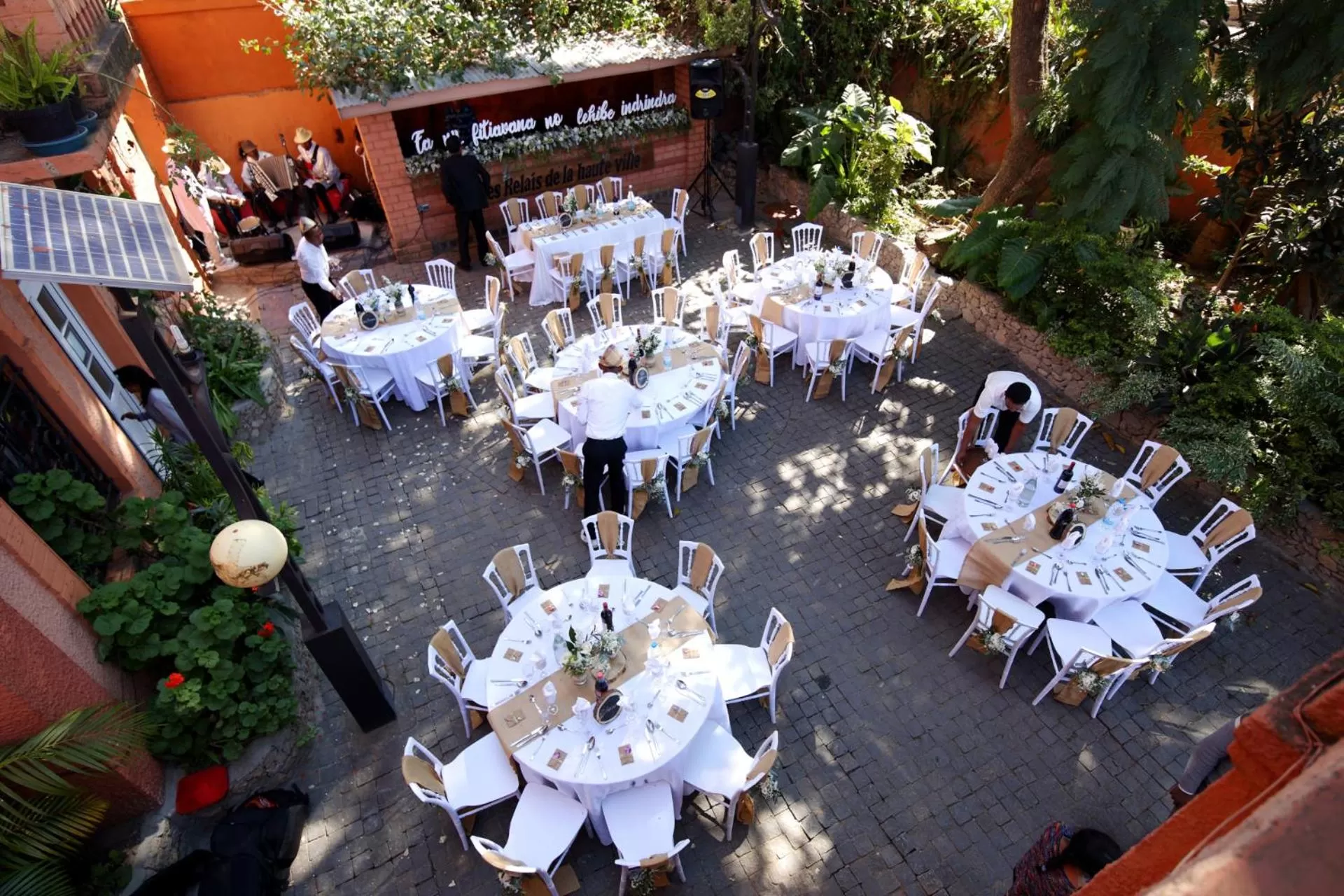 Garden view in Relais De La Haute Ville Tana