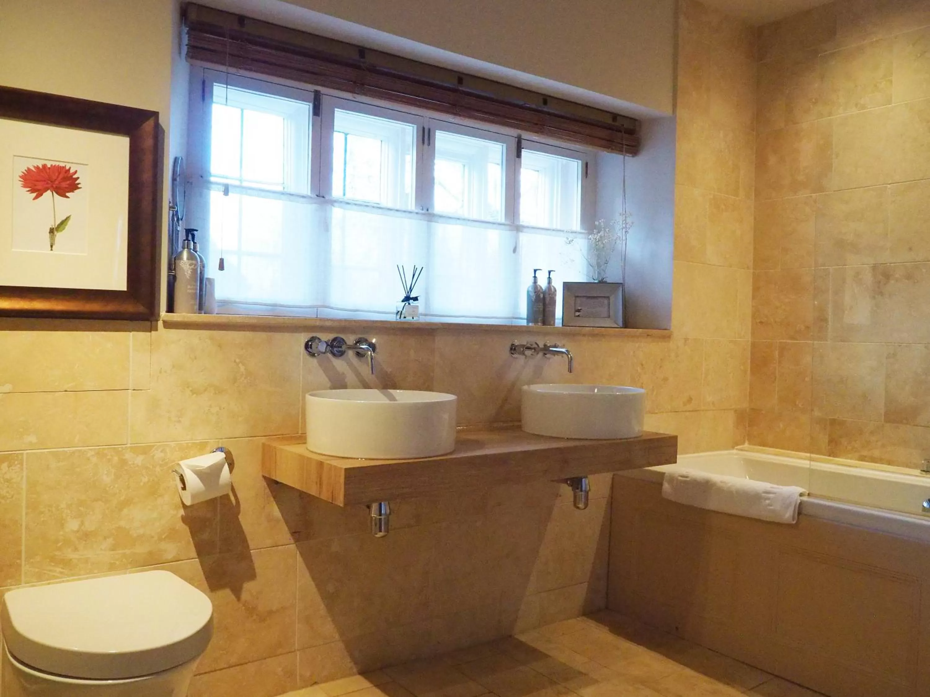 Bathroom in Bear and Ragged Staff