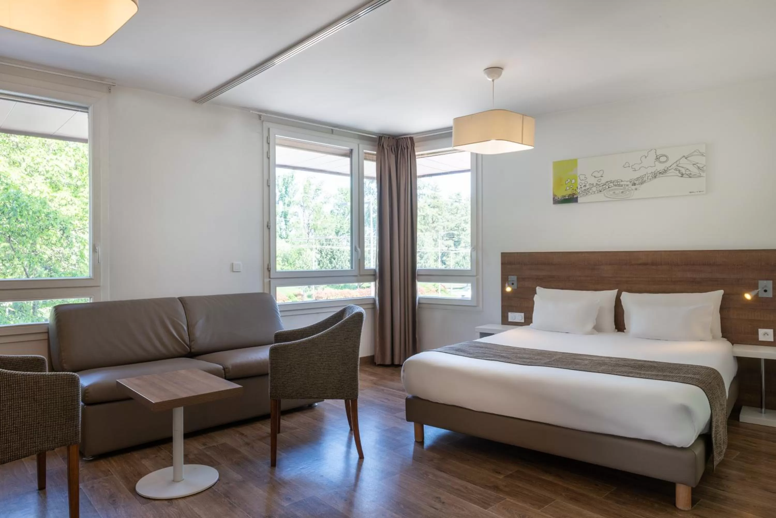 Photo of the whole room in The Originals Résidence, Grenoble Université