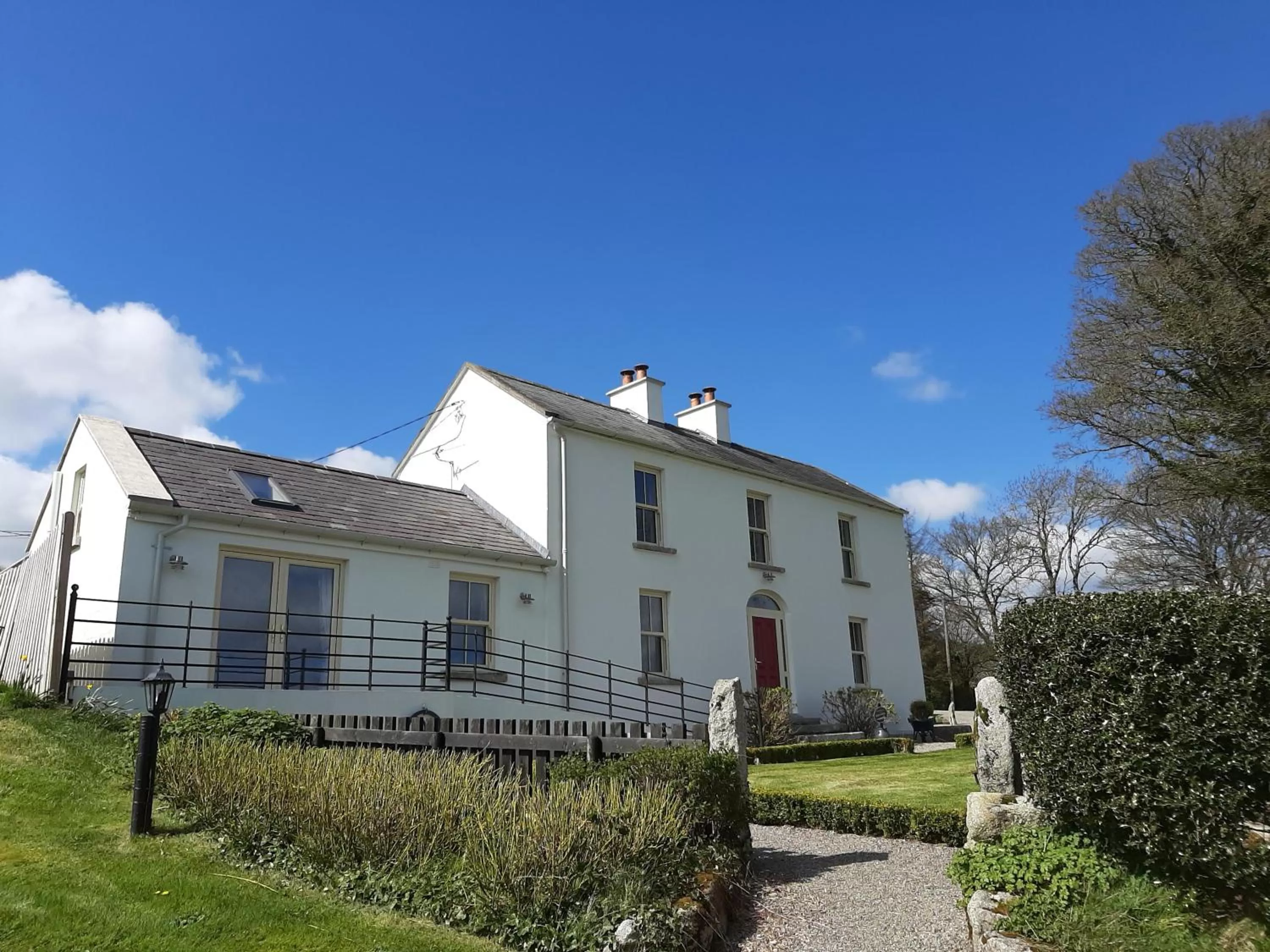 Property building in Abhainn Ri Farmhouse