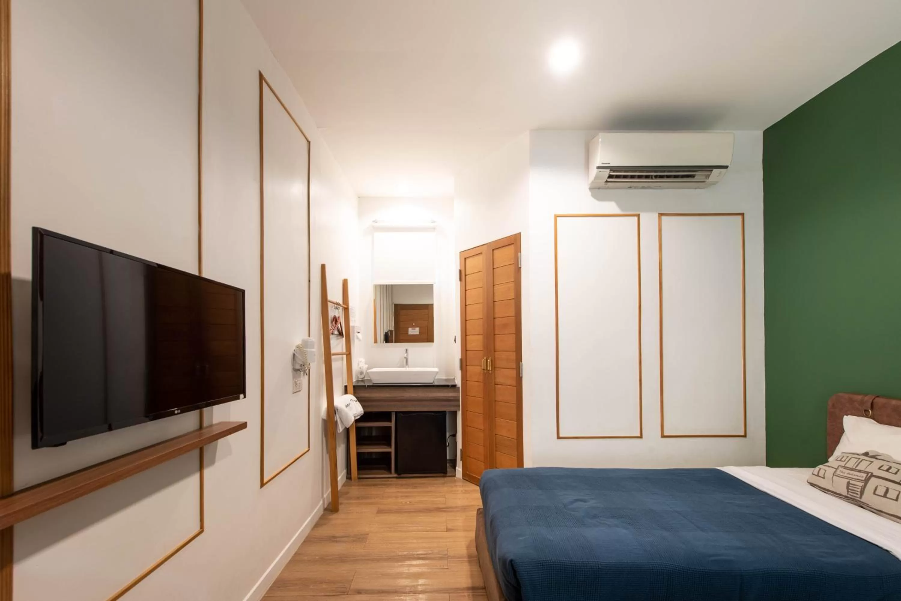 Bed in Botanic Service Room at Impact Muangthongthani - SHA Certified