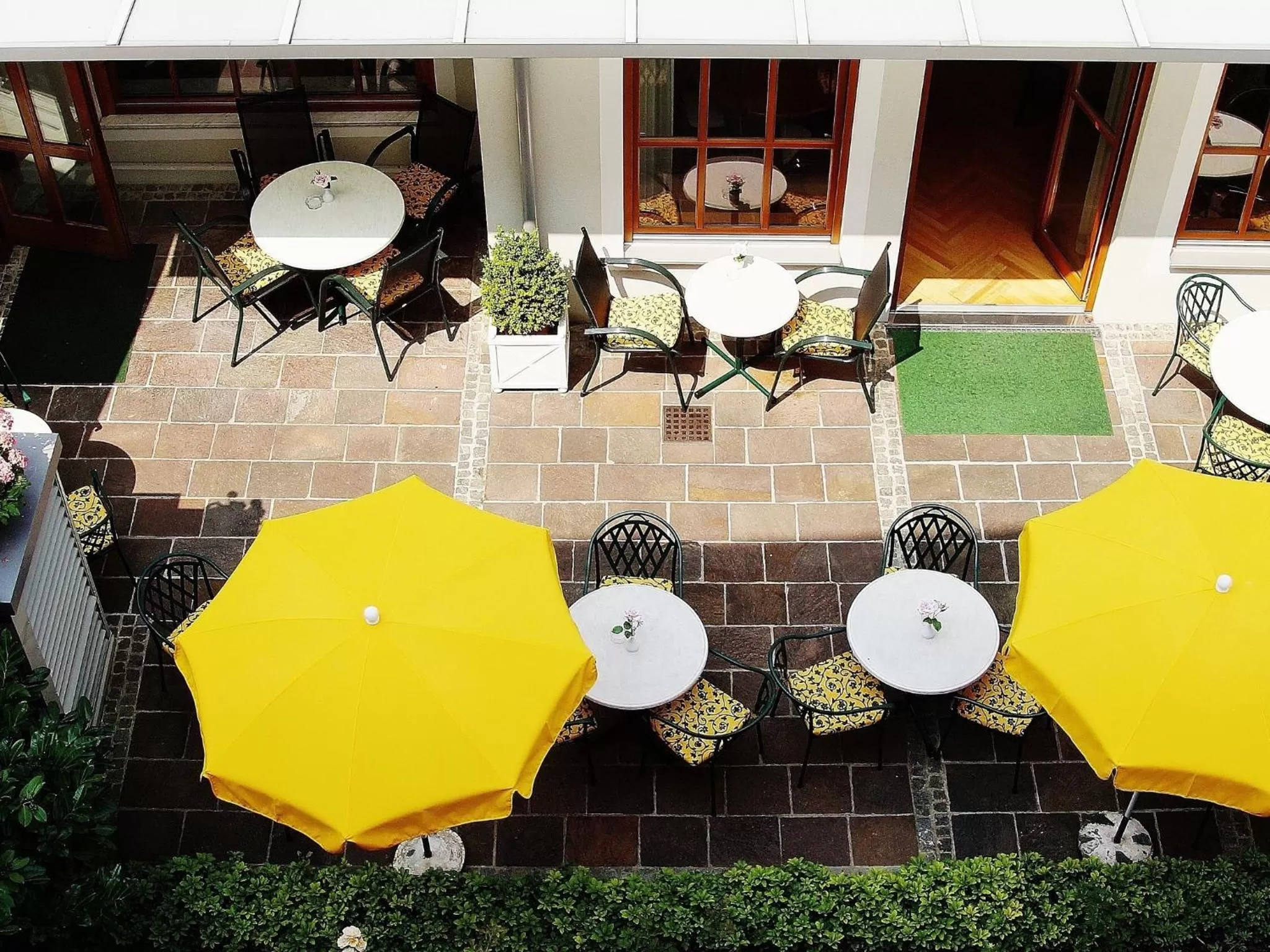 Patio in Hotel Gollner