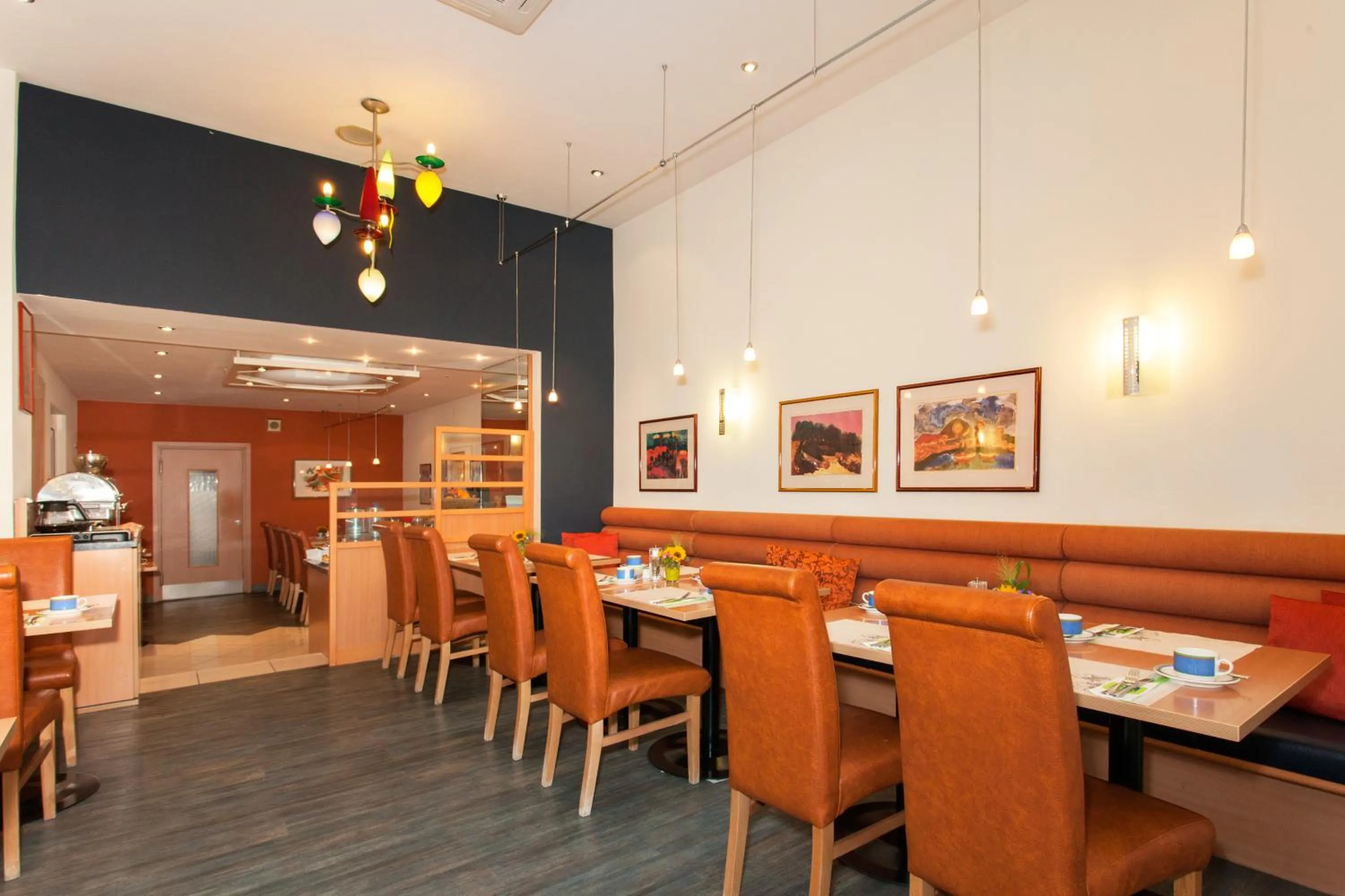 Buffet breakfast in Hotel Plaza