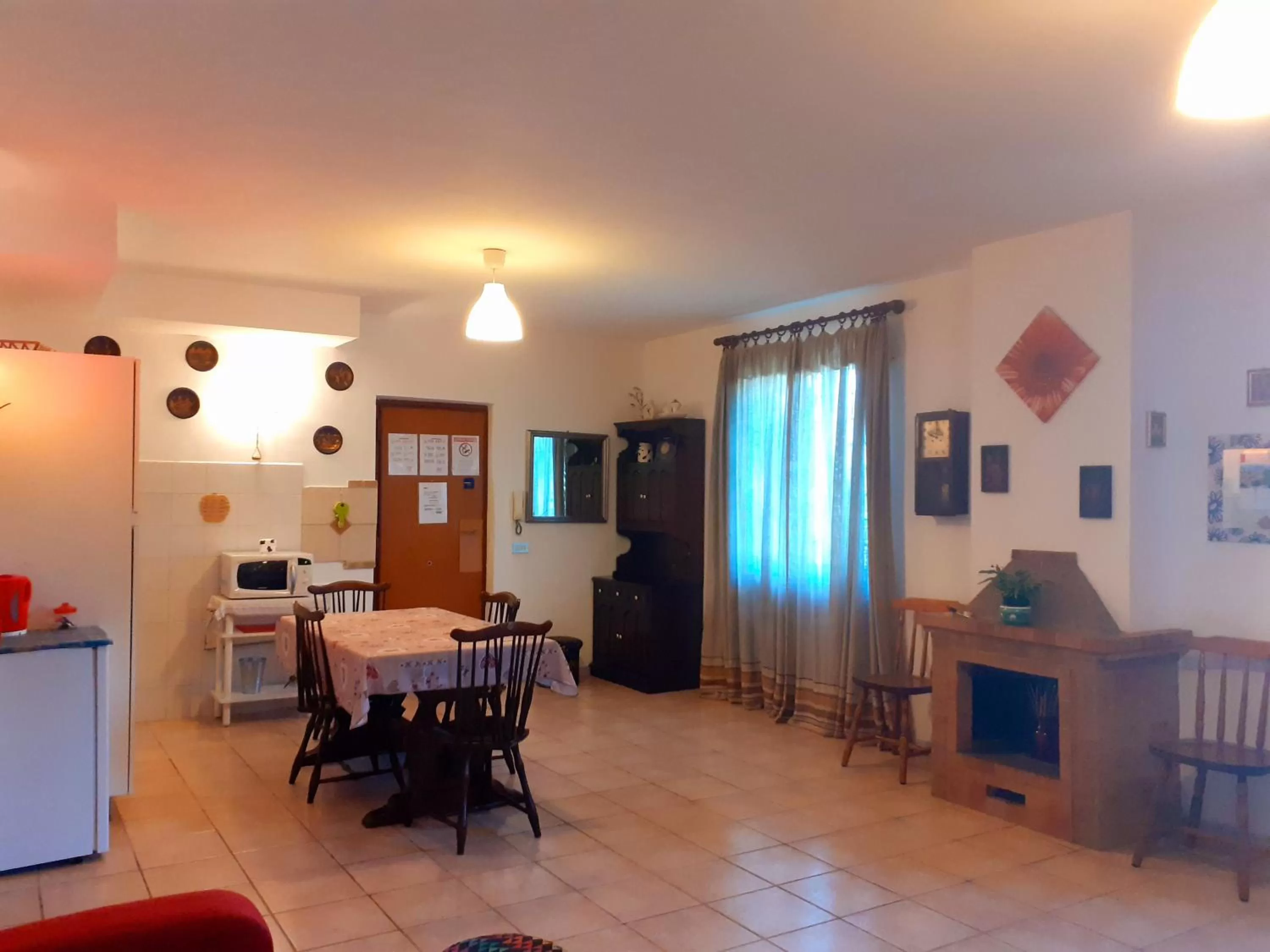 Breakfast, Dining Area in Life B&B