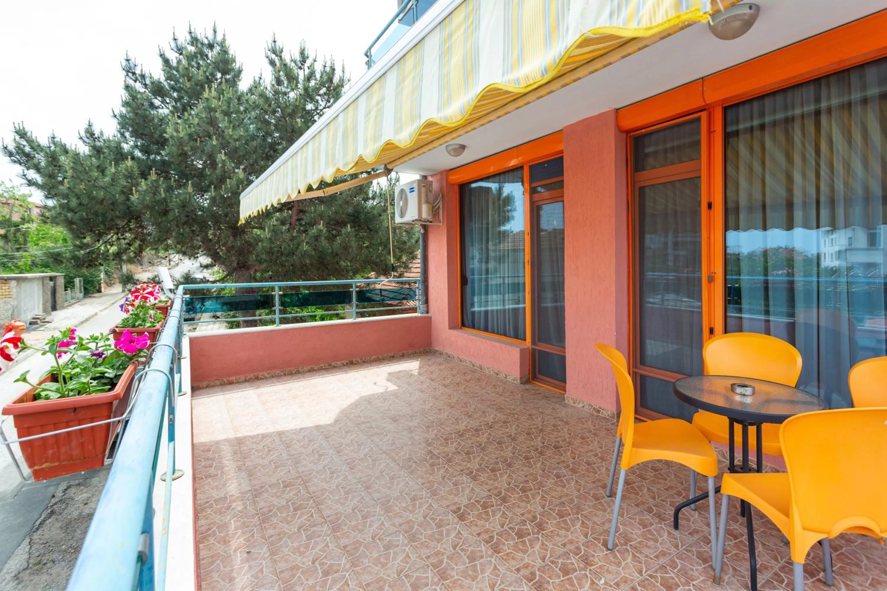 Balcony/Terrace in Family Hotel Jemelly
