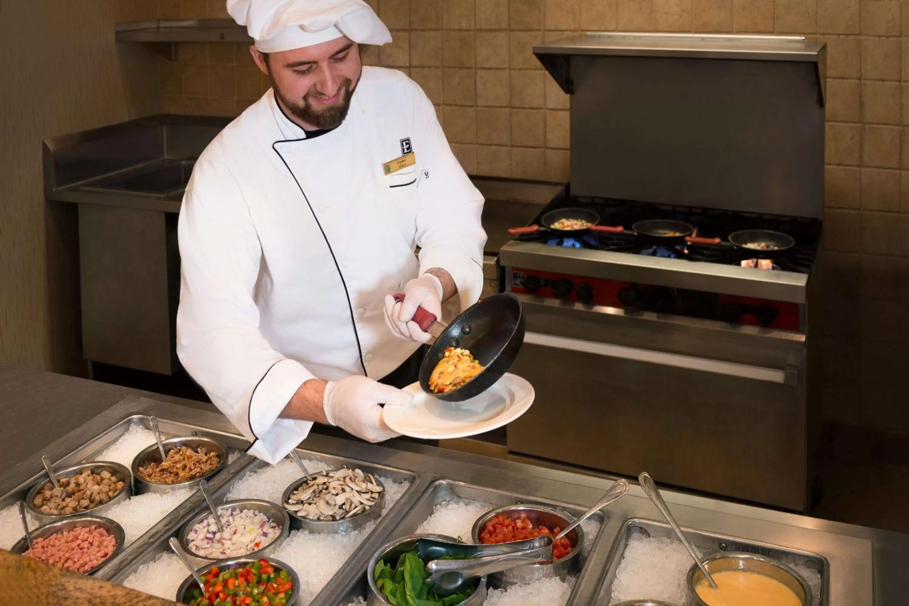 Breakfast in Embassy Suites by Hilton Franklin Cool Spring