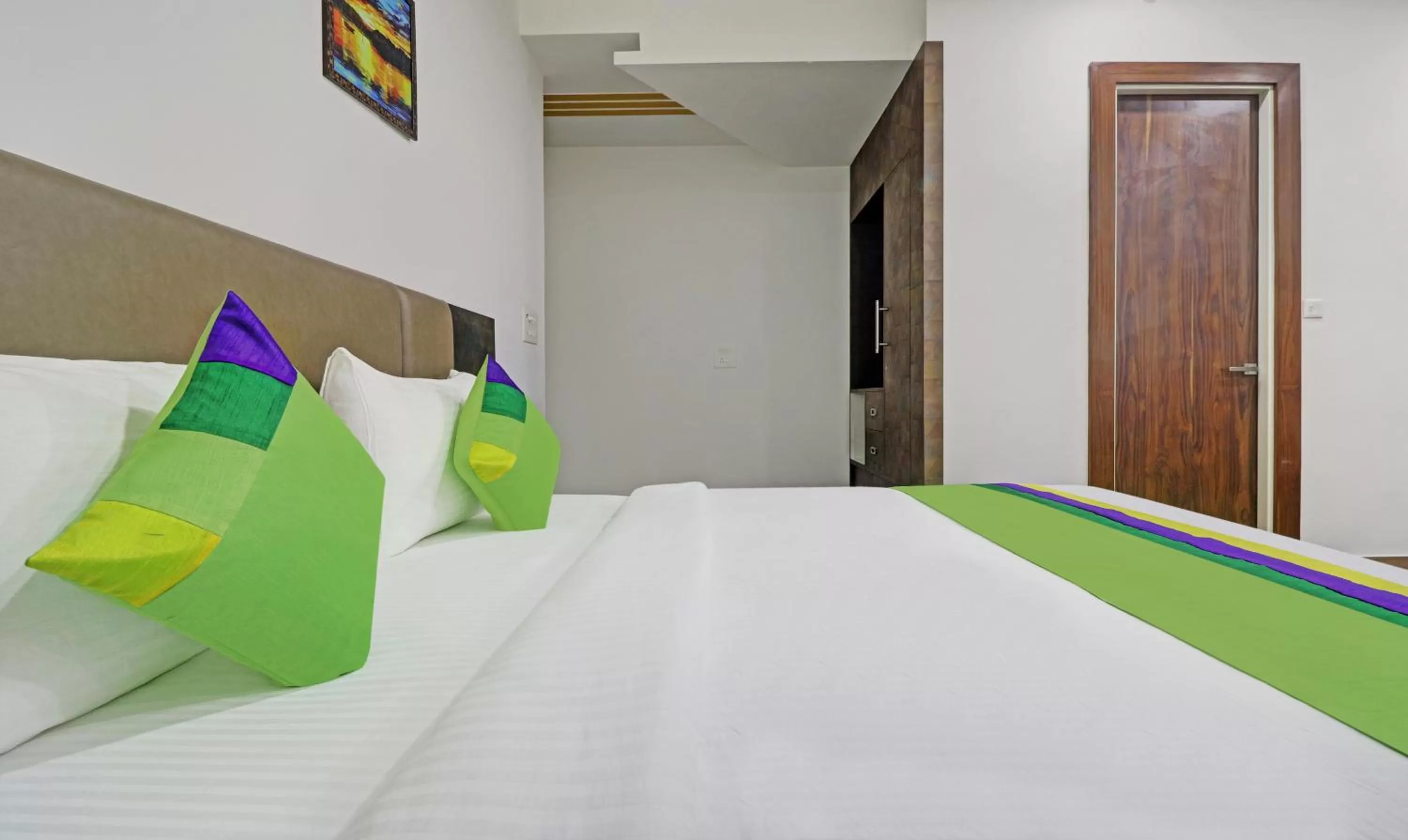 Bedroom, Bed in Treebo Kanopy Greens