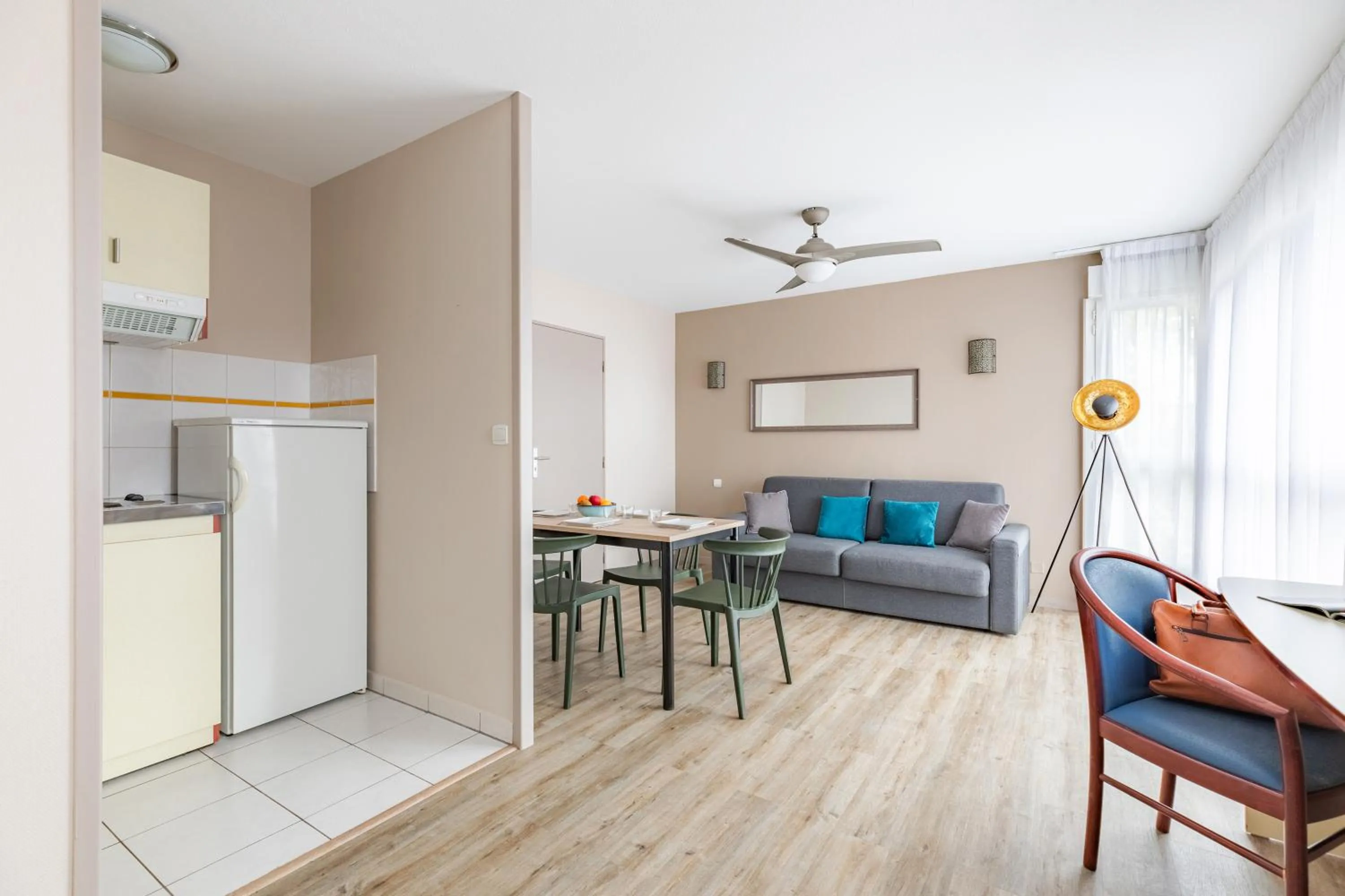 Kitchen or kitchenette in Appart'City Classic Limoges