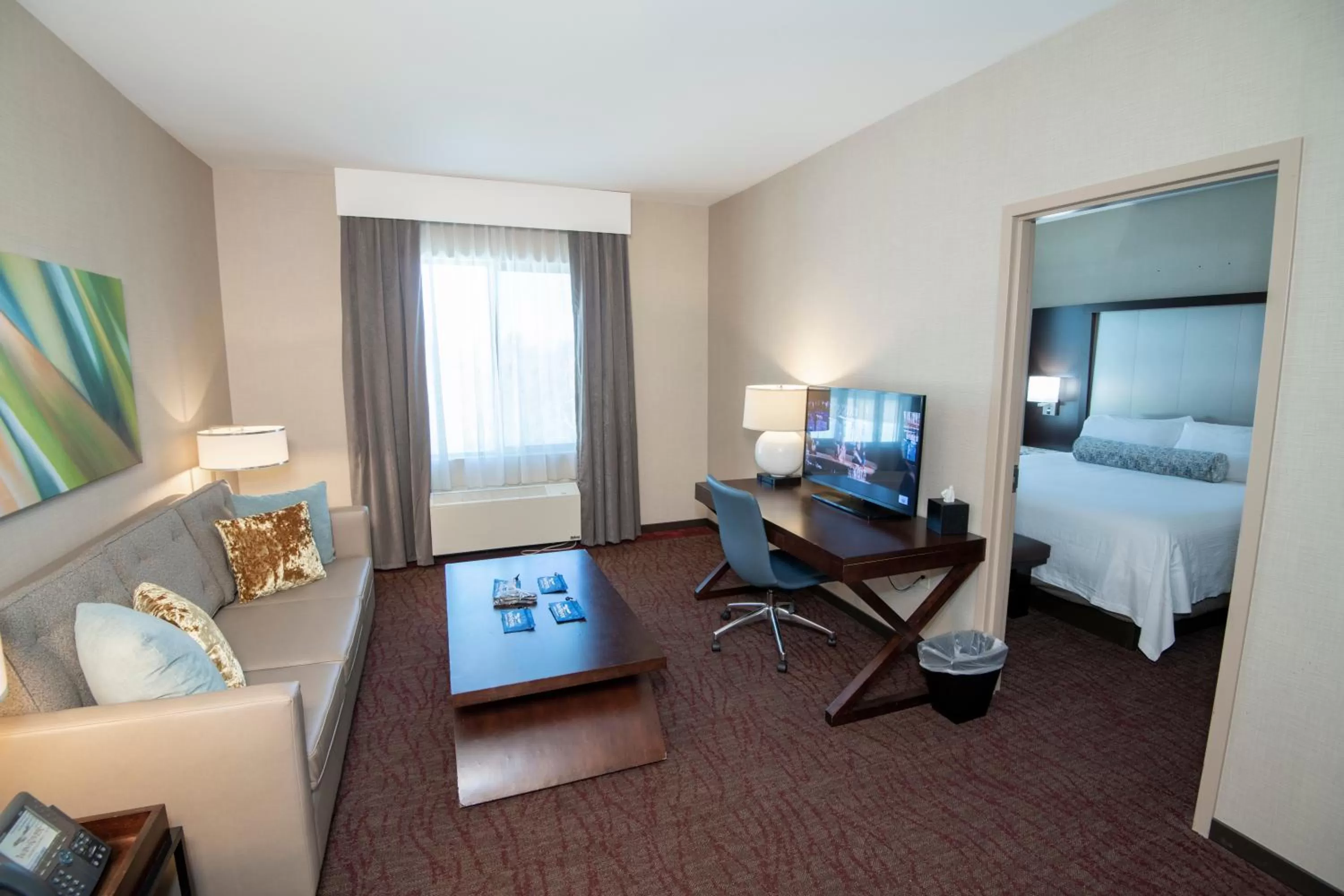 Bed in Win-River Resort and Casino