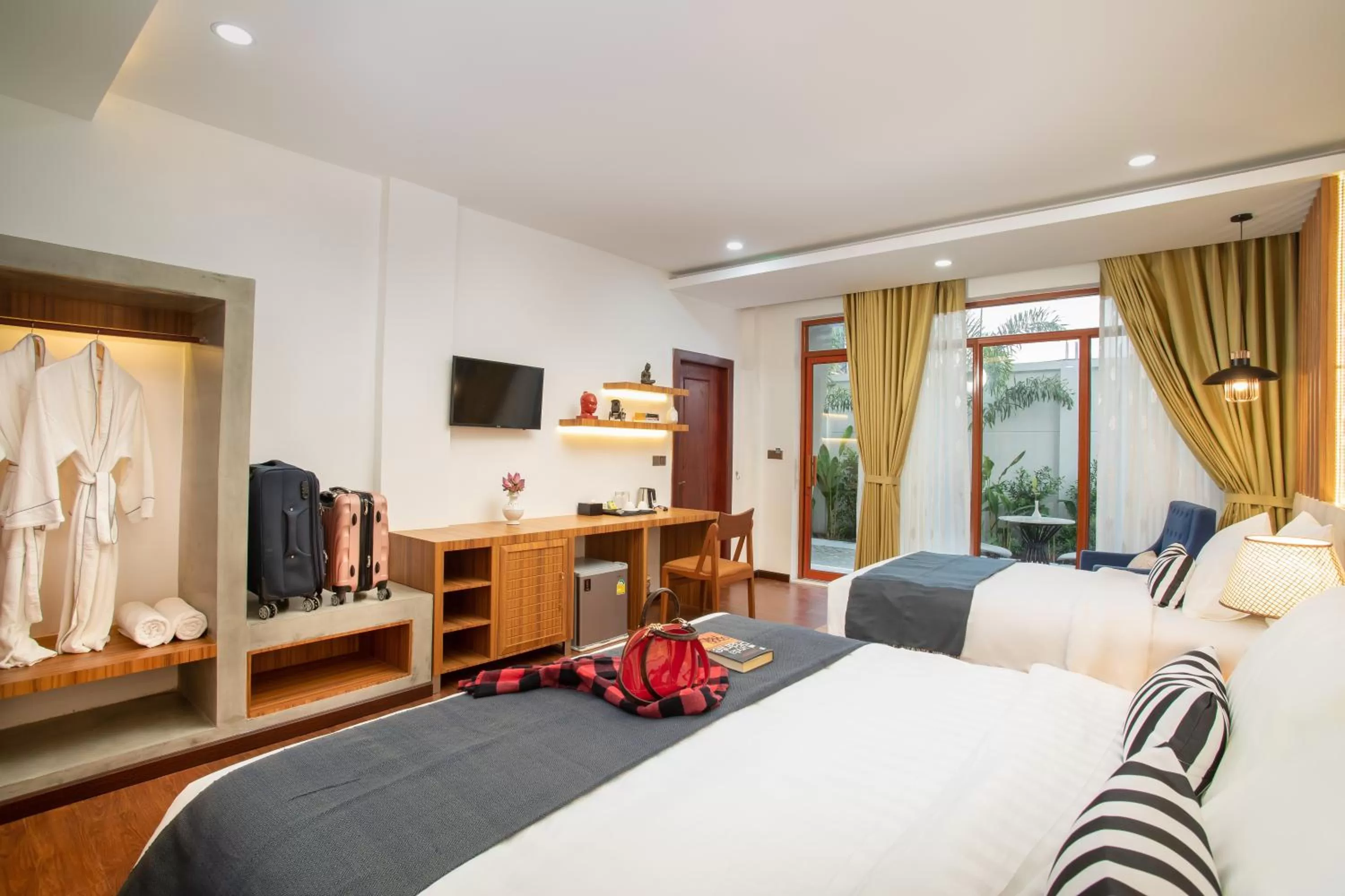 Guests in Cambana La Riviere Boutique