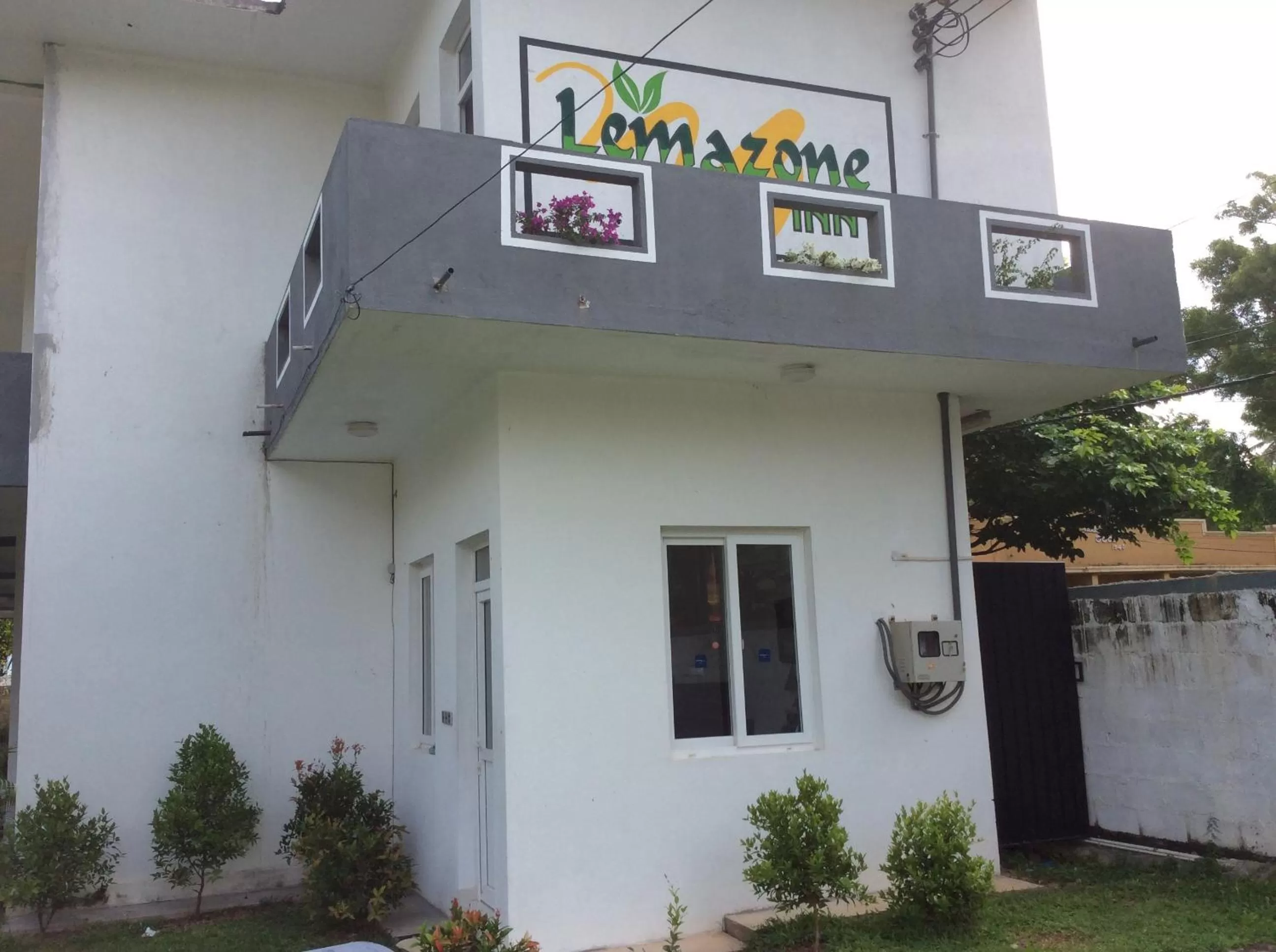 Property Building in Lemazone Inn