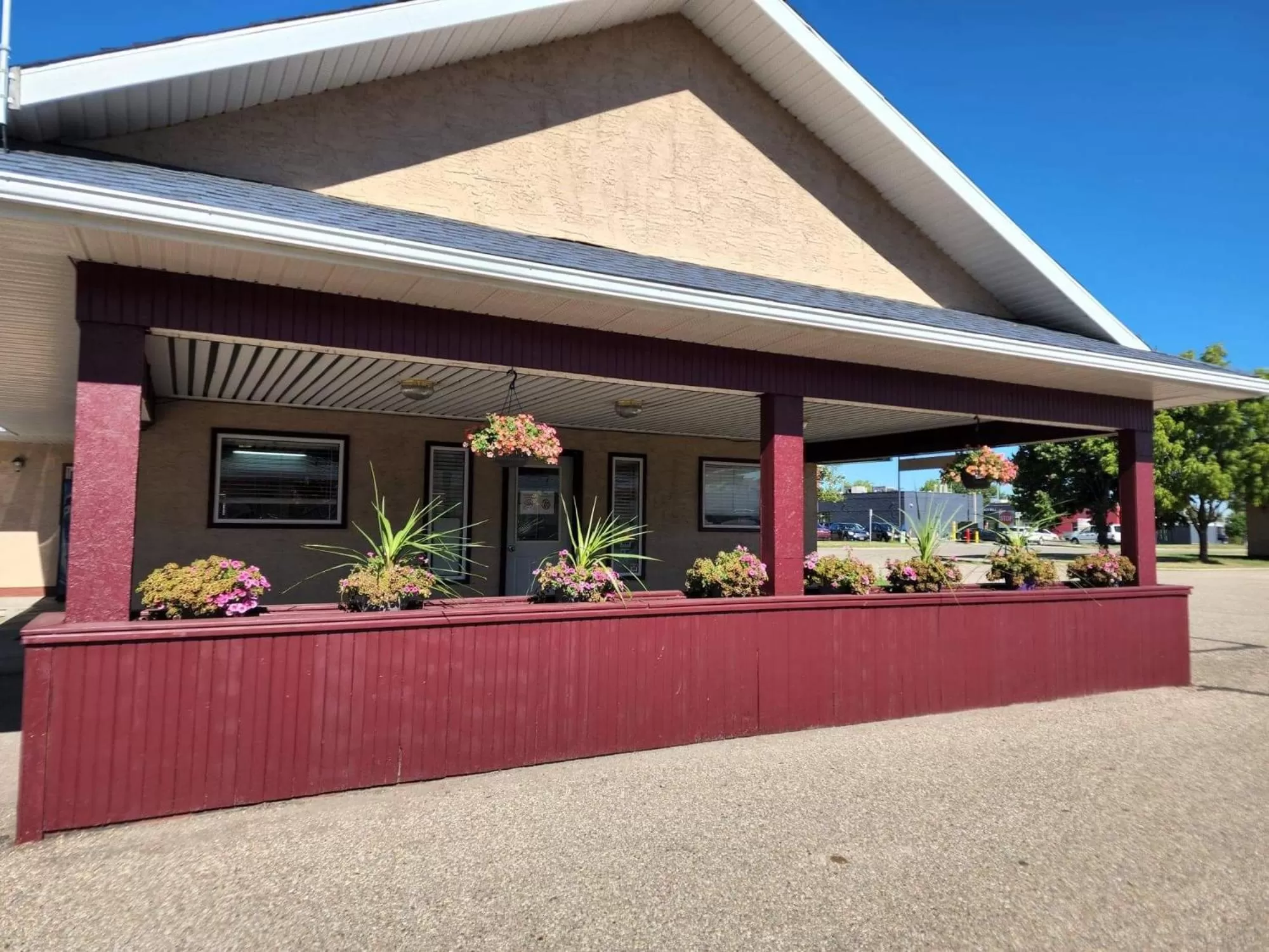 Property building in Stars Inn - Motel