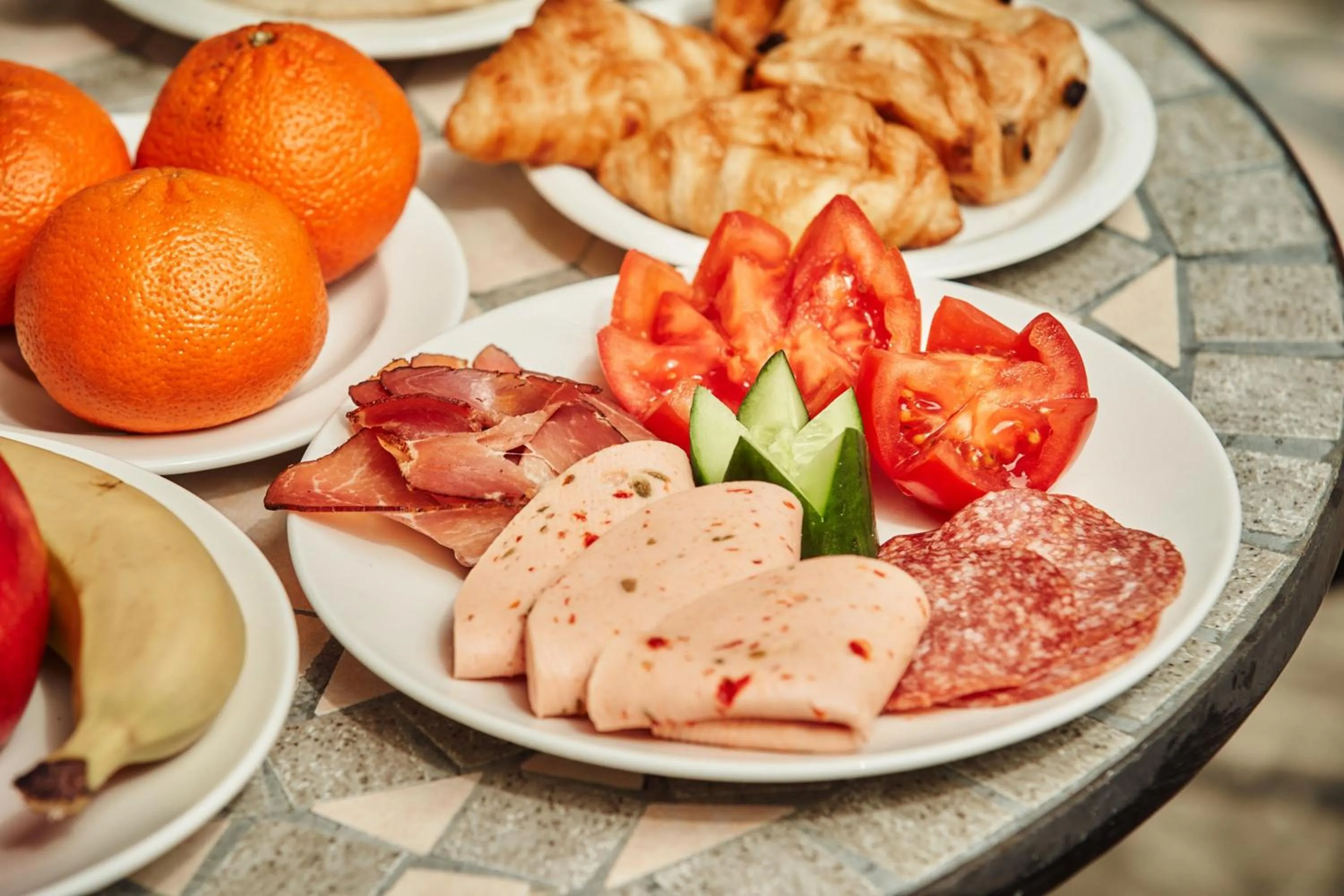 Breakfast in Hotel Calmo