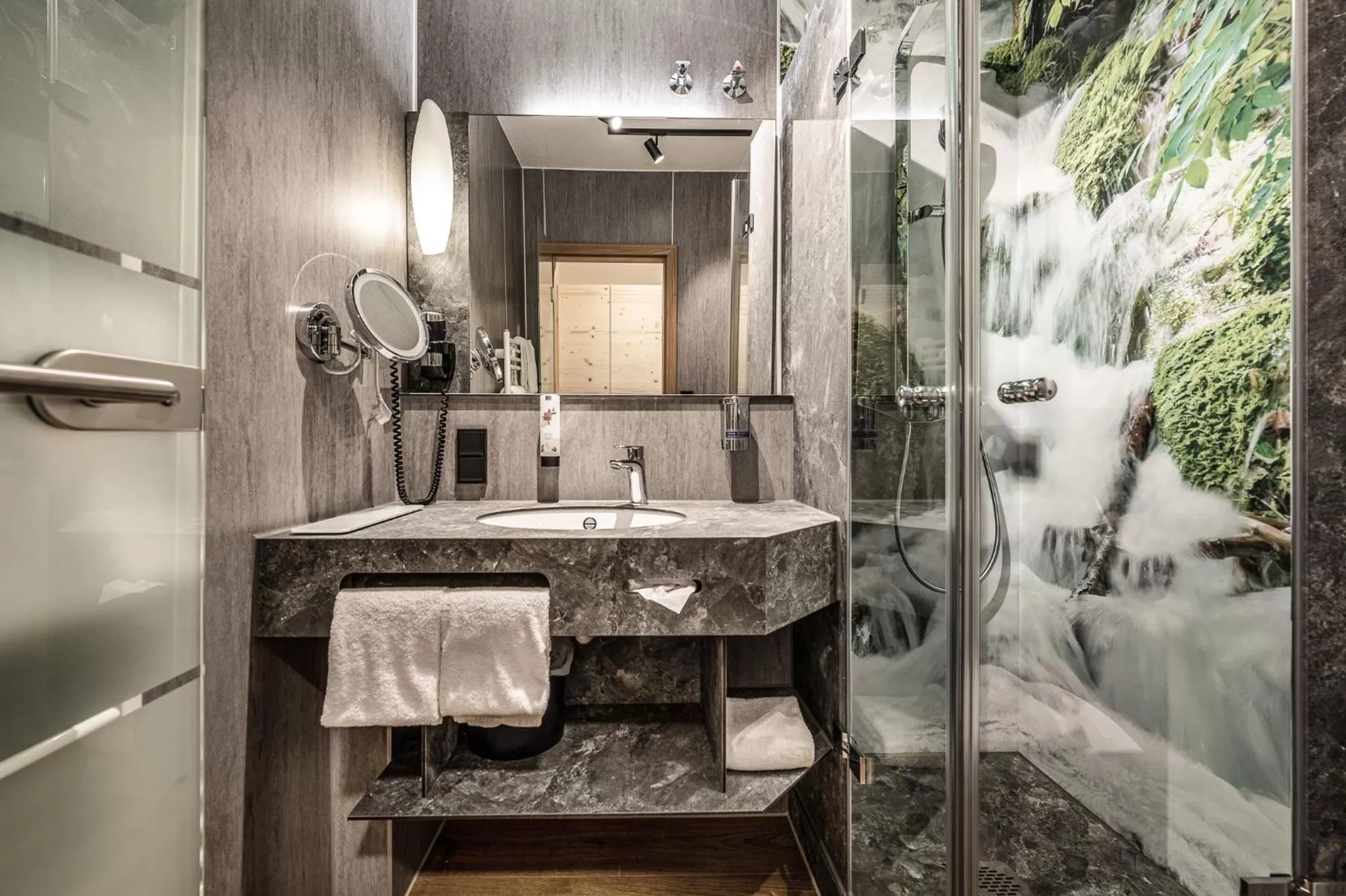 Shower in Landrefugium Obermüller 4,5 Sterne