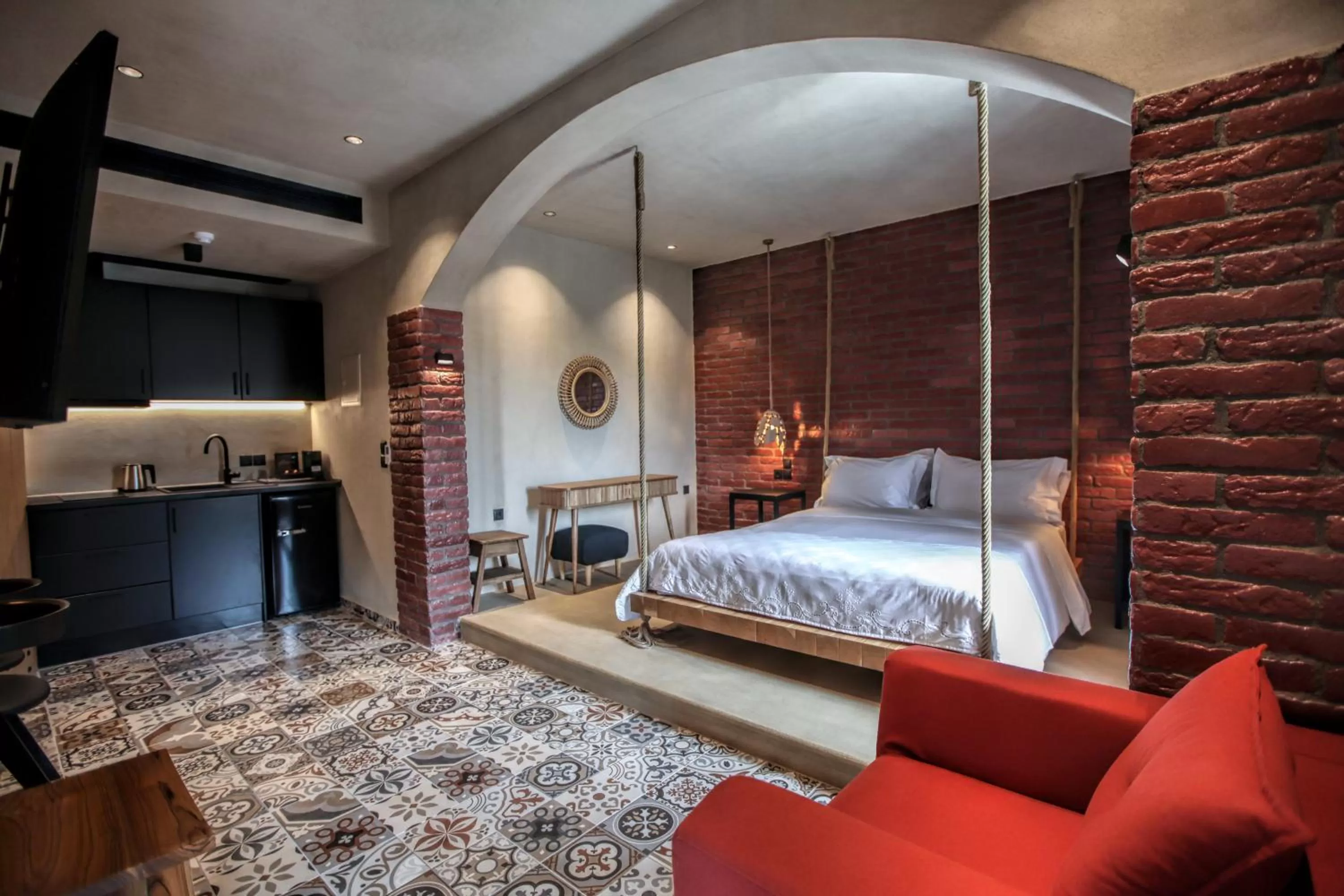 Bed in Meteora Heaven and Earth Kastraki premium suites