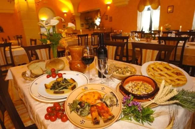Restaurant/Places to Eat in Grikò Country Hotel