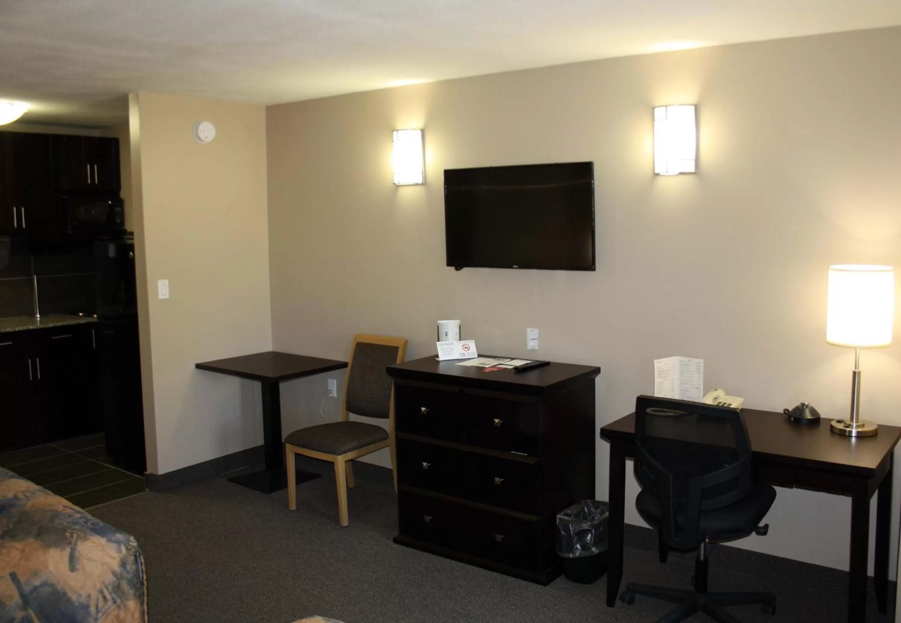 TV and multimedia in BCMInns - Peace River