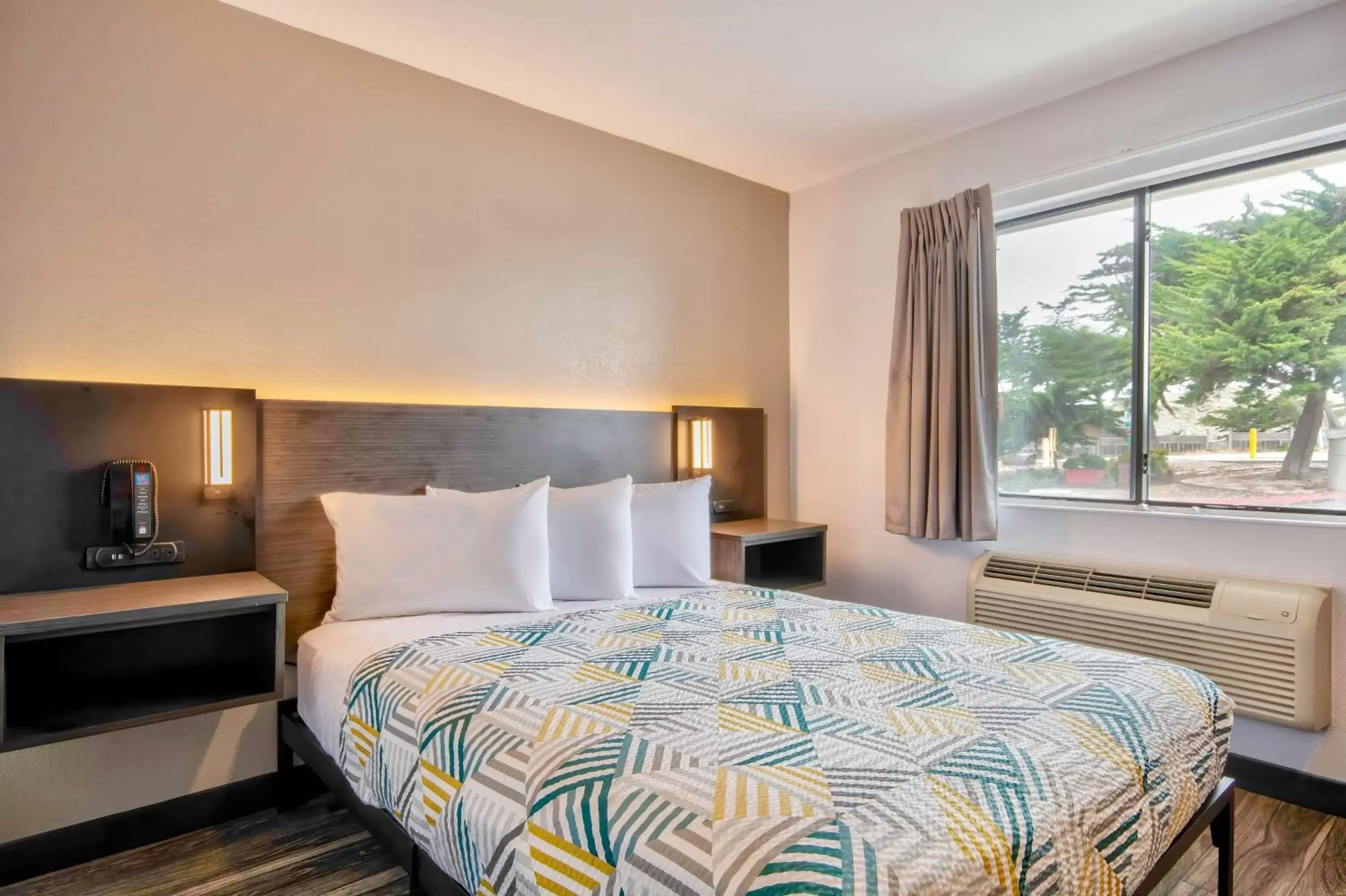 Motel 6-Marina, CA - Monterey Motel 6-Marina, CA - Monterey