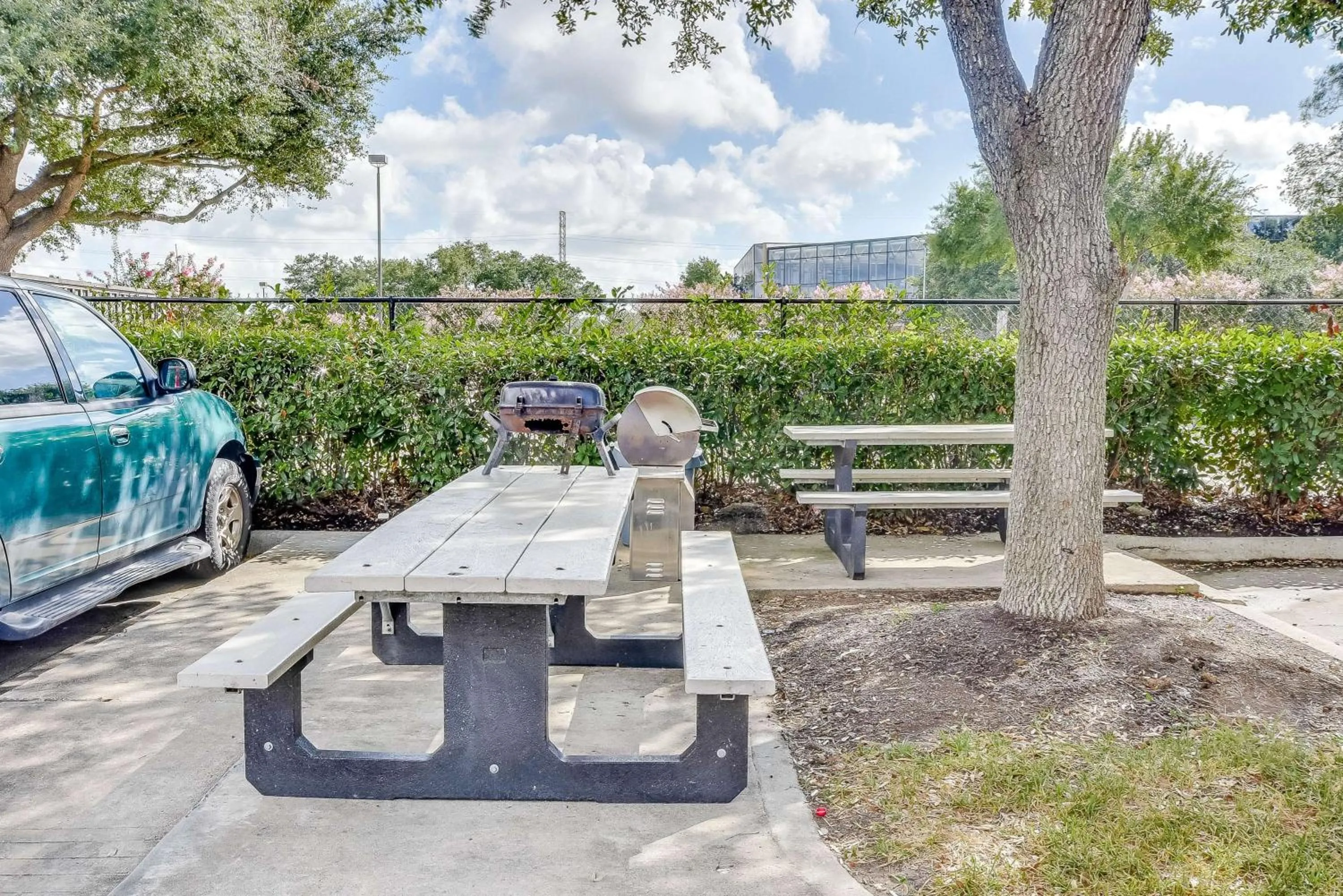 Property building in Studio 6-Houston, TX - Hobby South