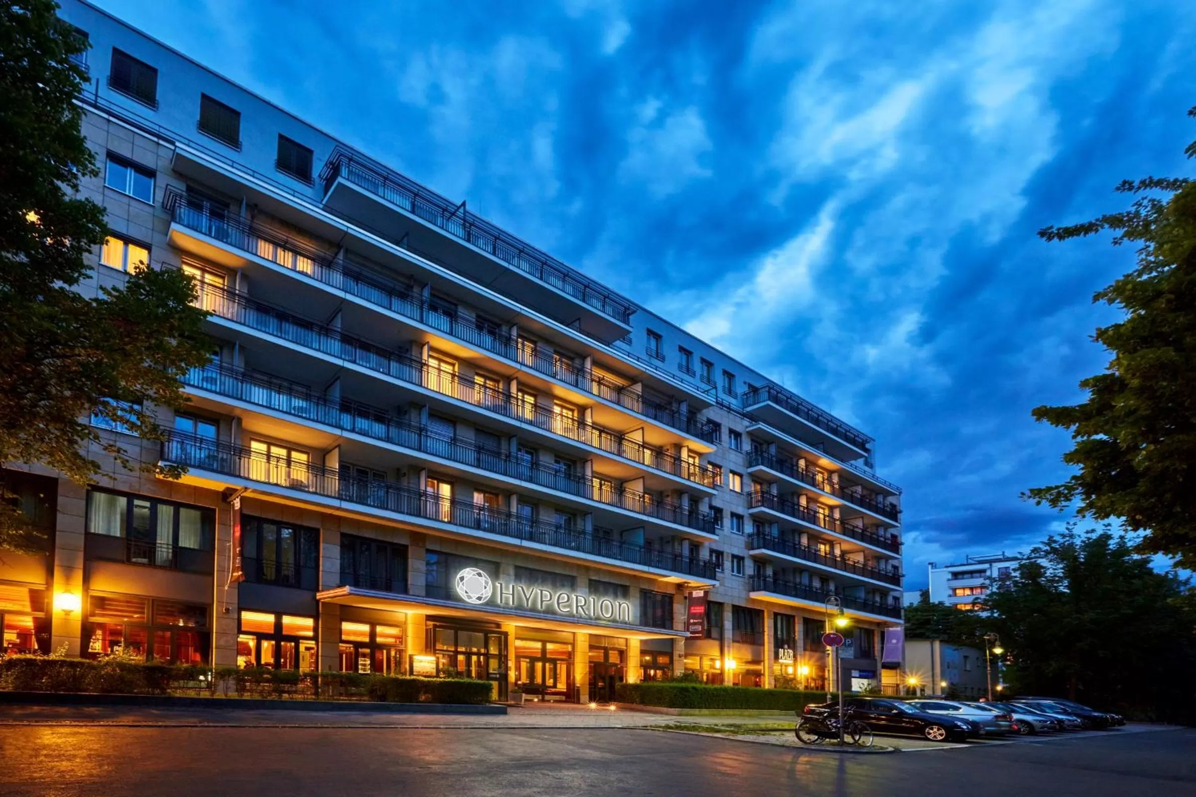 Facade/entrance in HYPERION Hotel Berlin