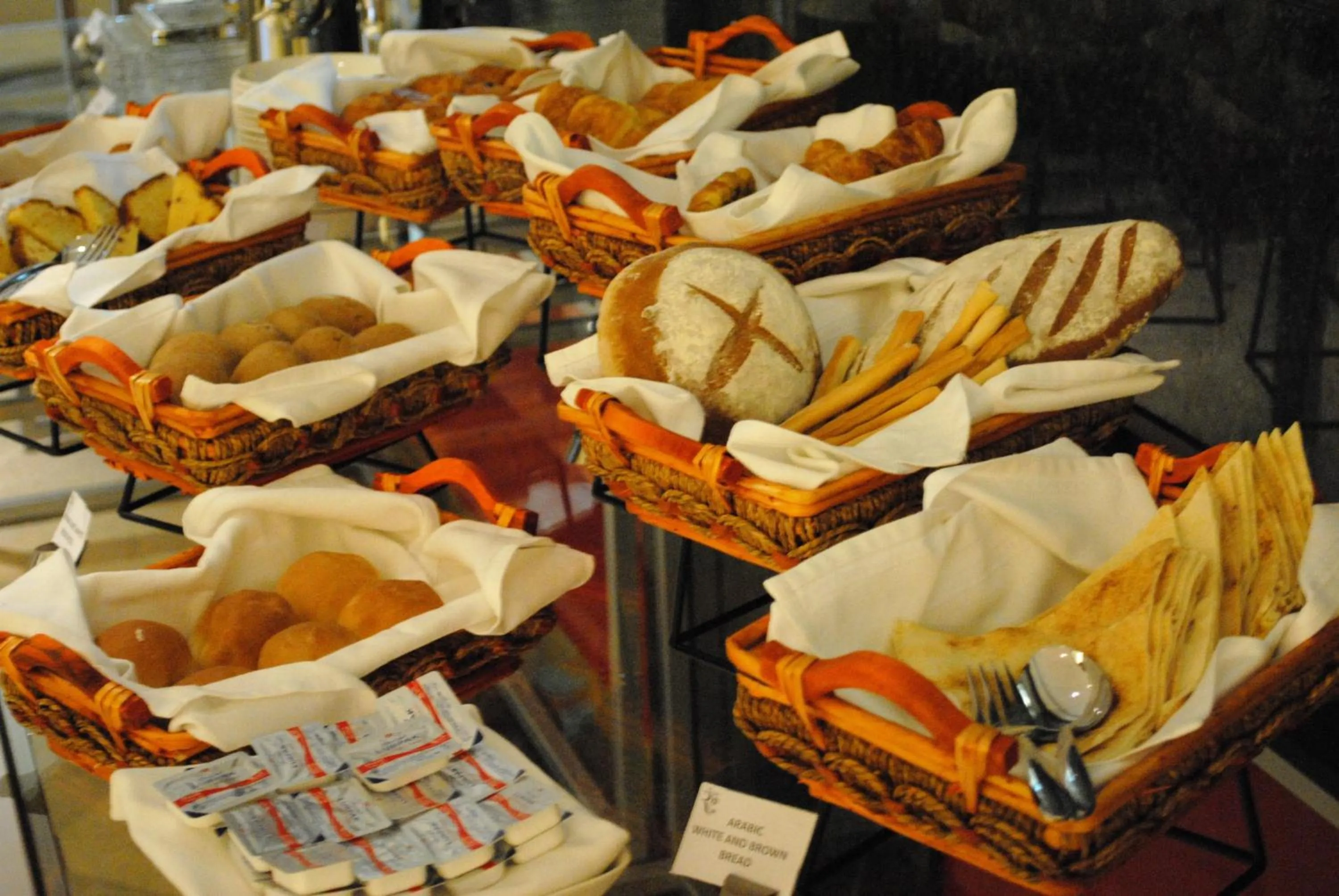 Food in Raviz Center Point Hotel