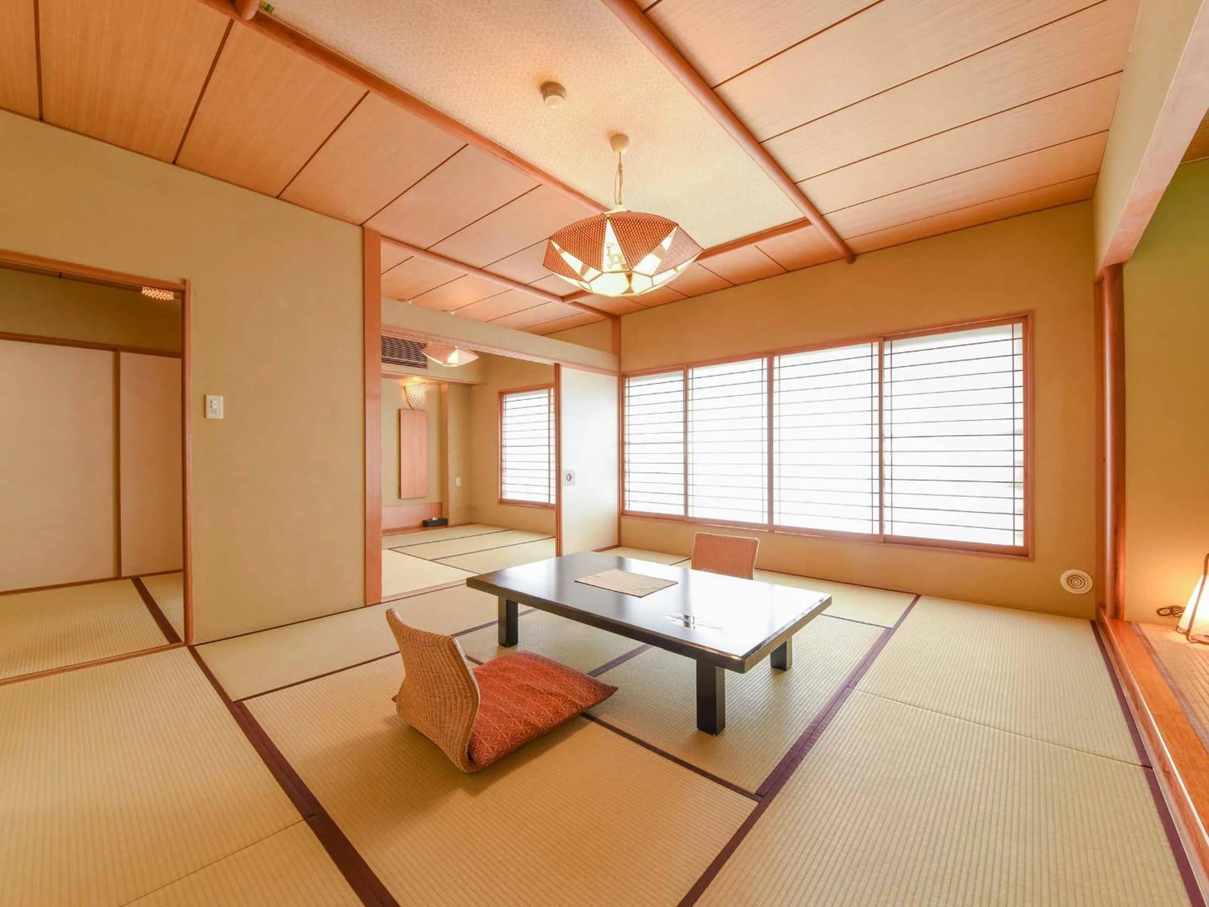 Photo of the whole room, Bed in Hotel Hagoromo