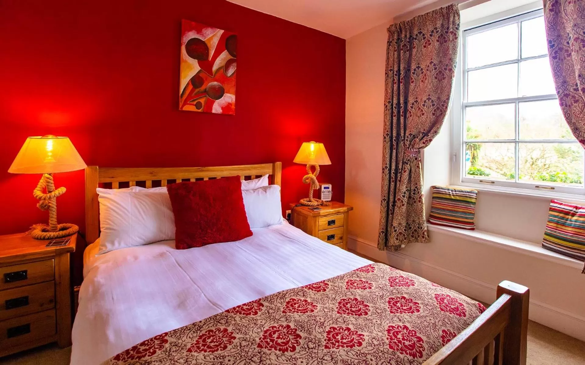 Bedroom, Bed in The Ship in Dock Inn