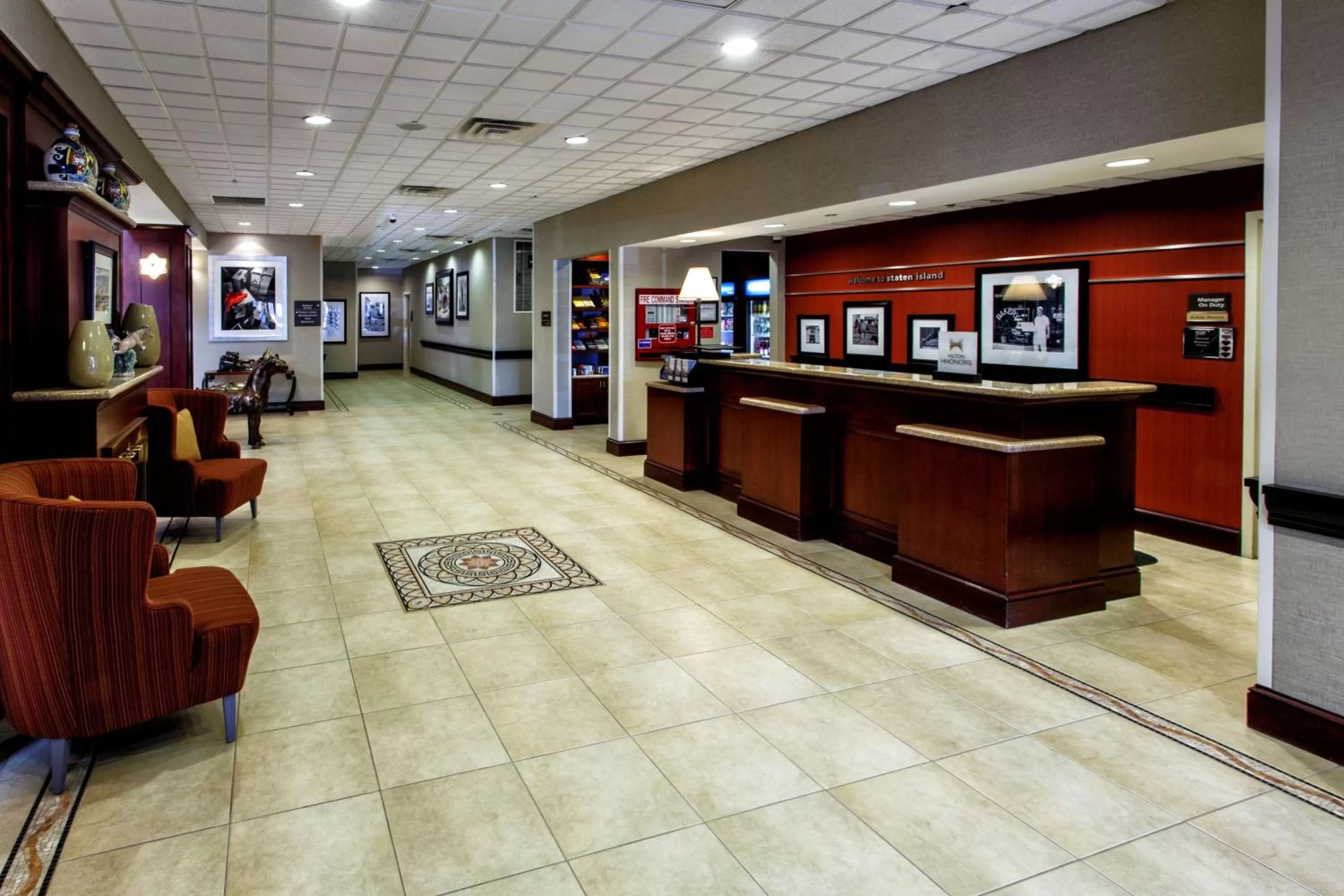 Lobby or reception in Hampton Inn & Suites Staten Island