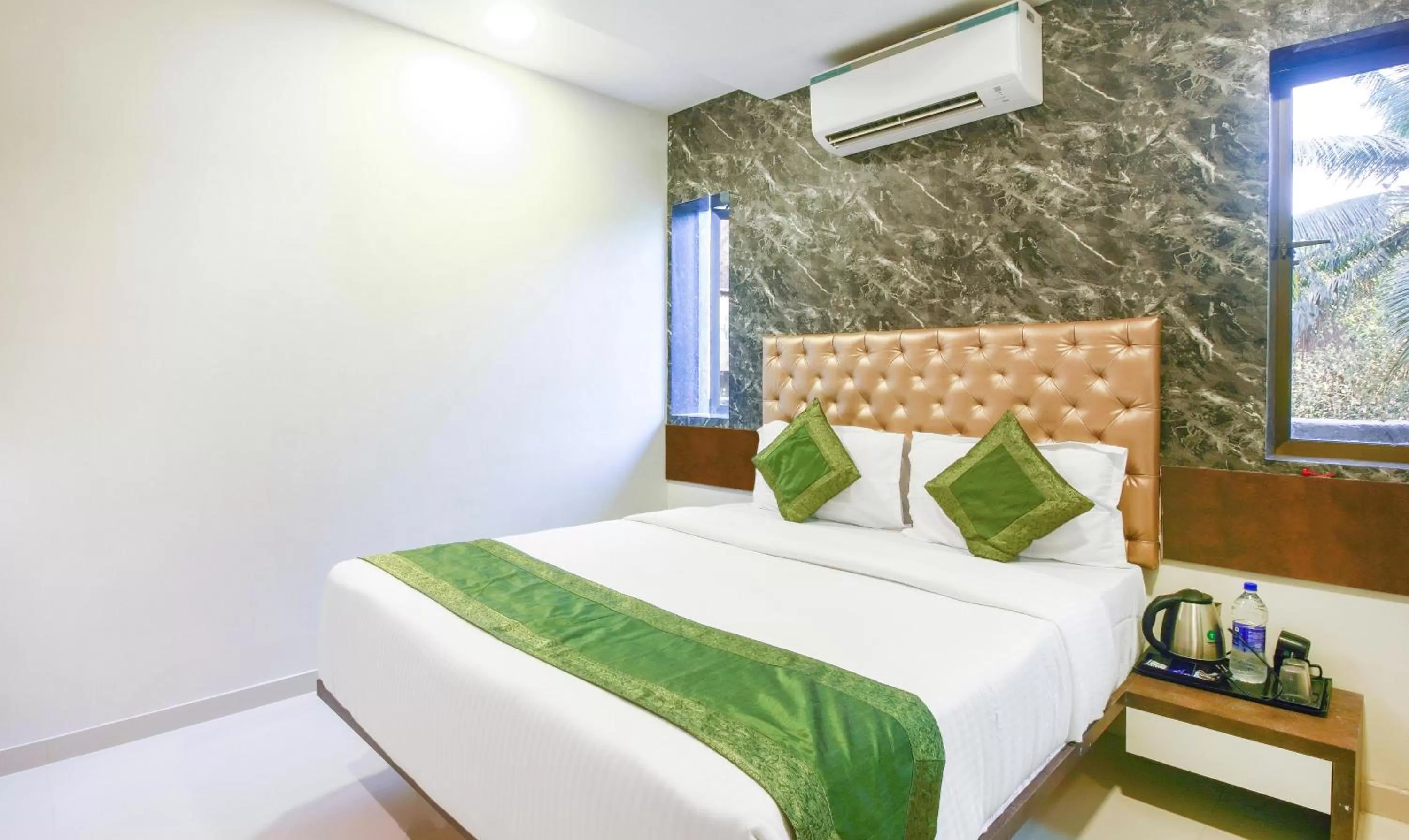 Bedroom, Bed in Treebo Blue Moon Powai