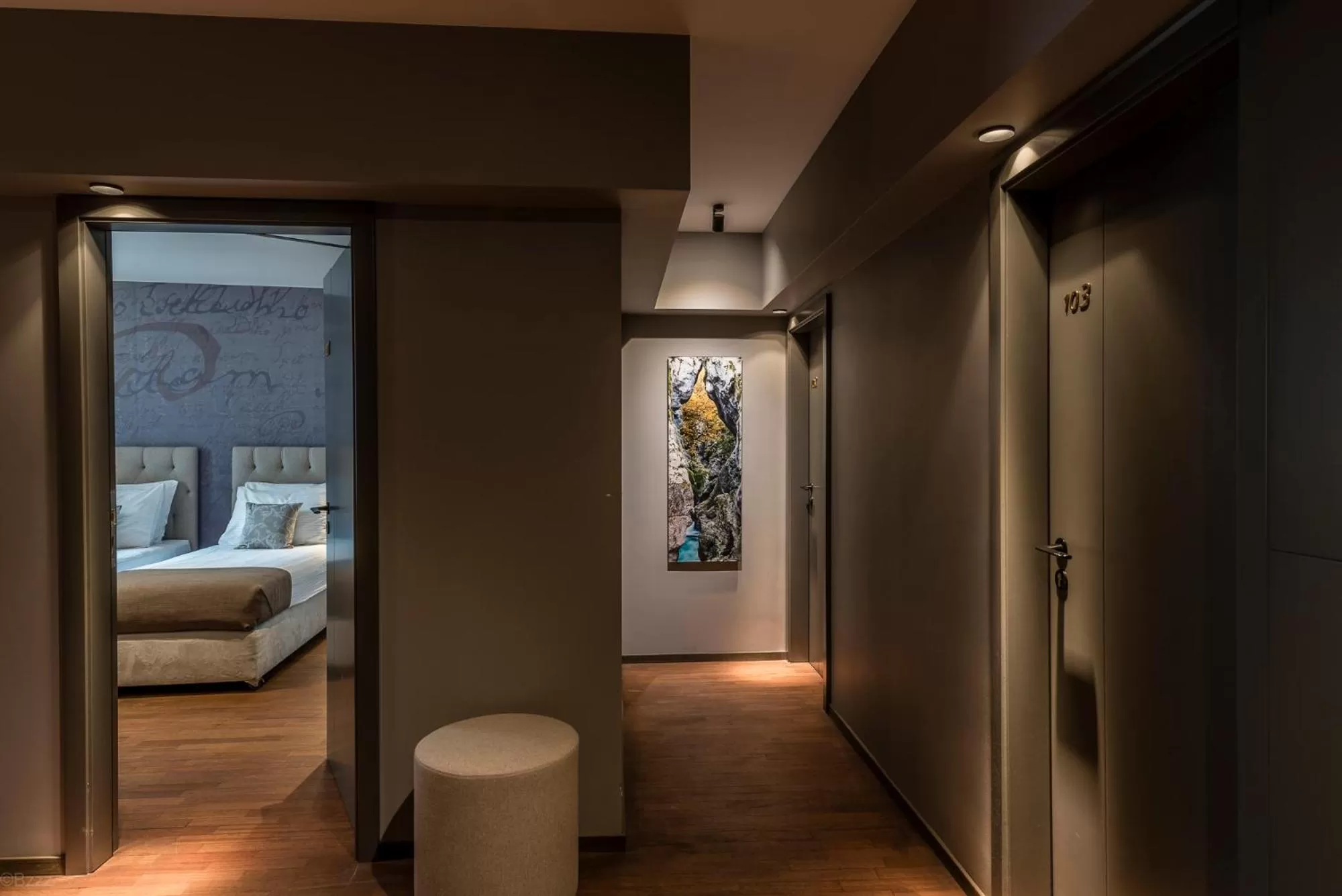 Decorative detail, Bed in Hotel Mrak