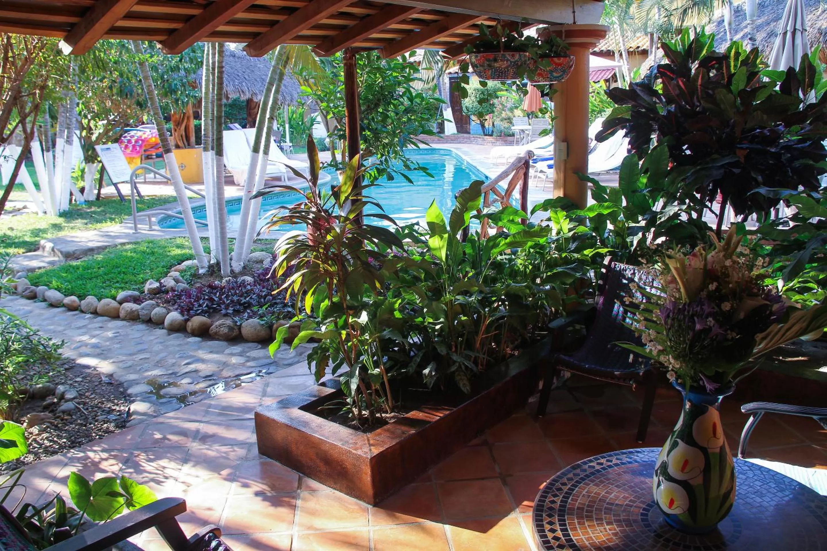 Patio in Hotel Casamar Suites