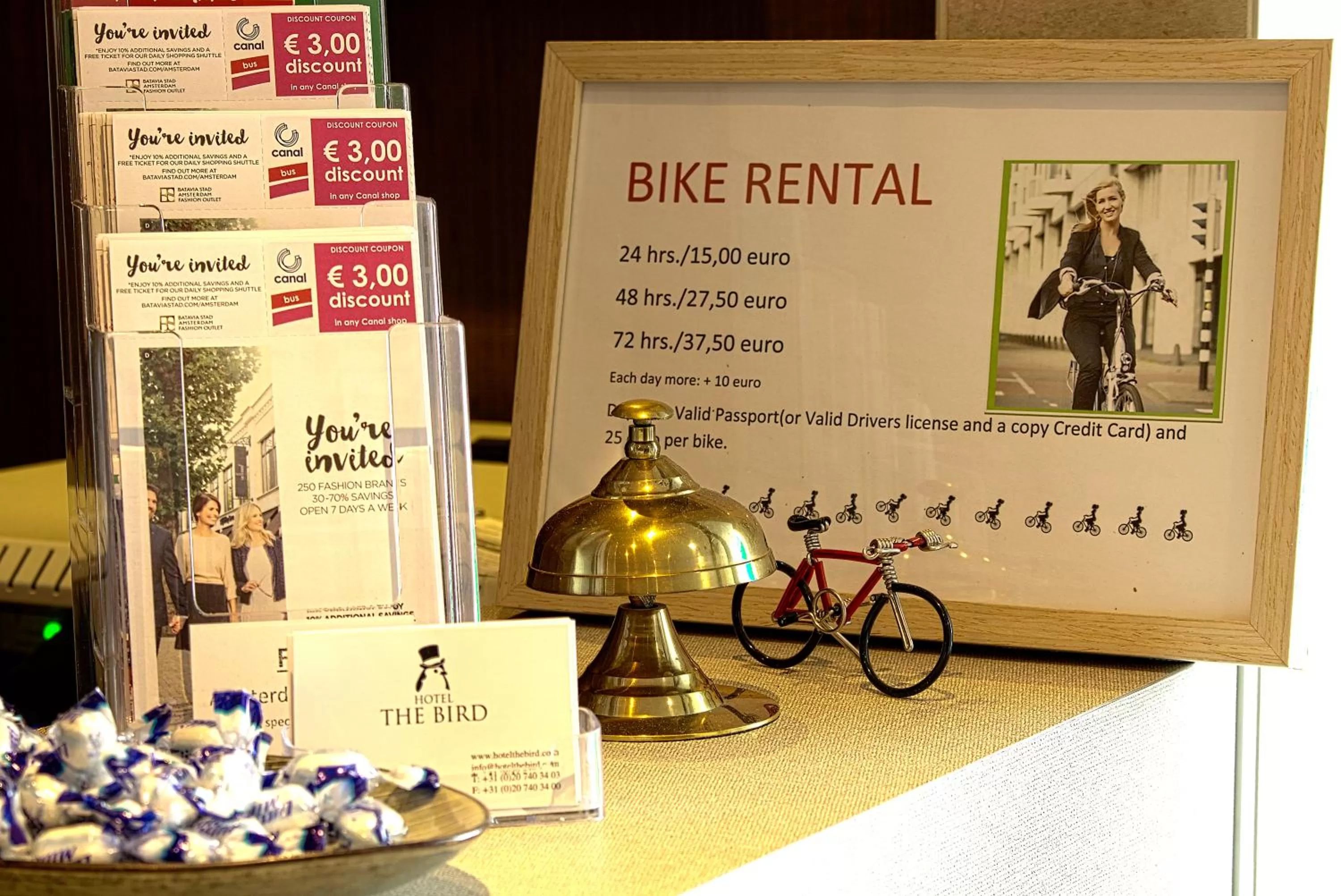 Lobby or reception in Hotel The Bird