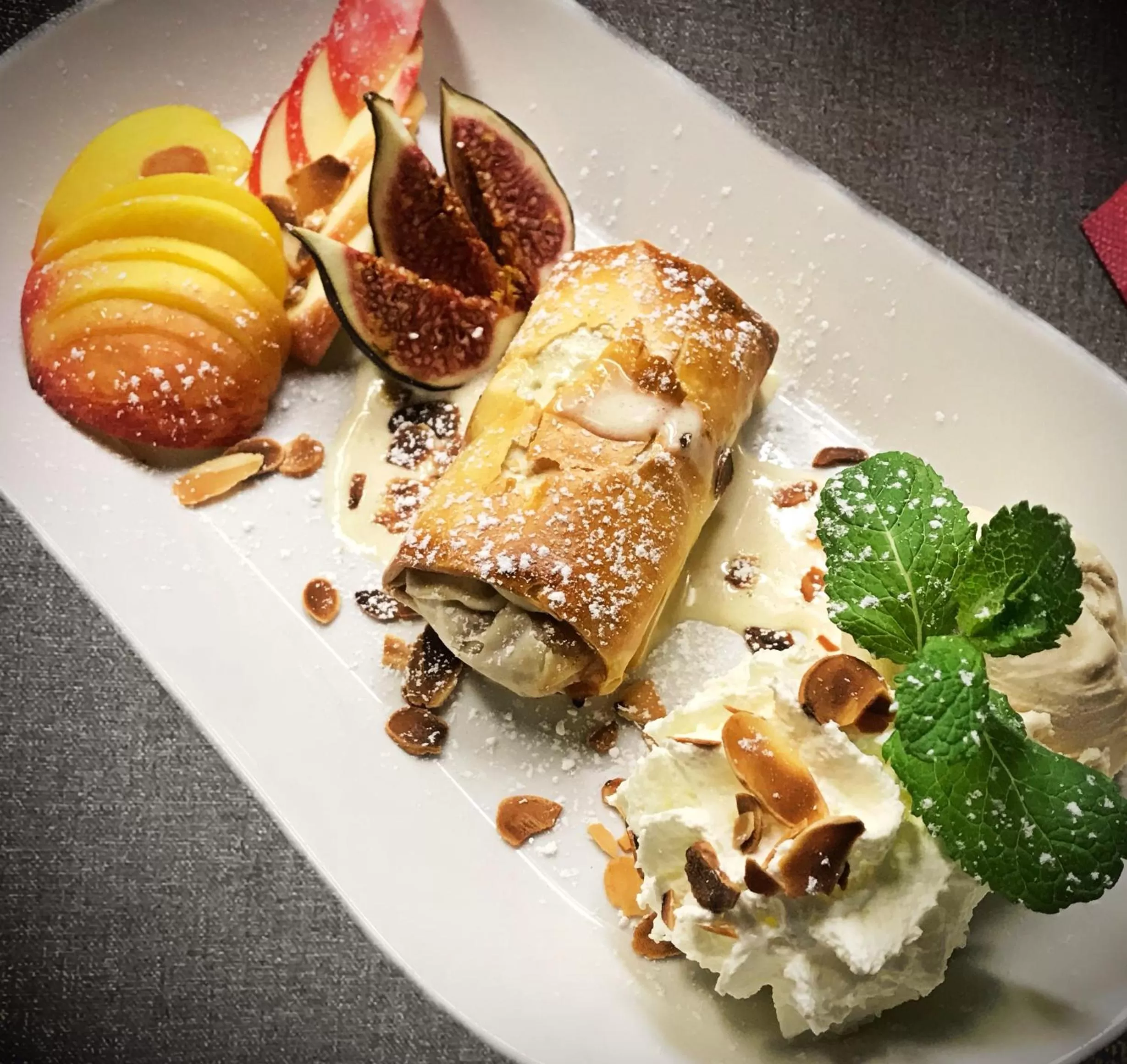 Restaurant/places to eat in Hotel Landgasthof Sonne