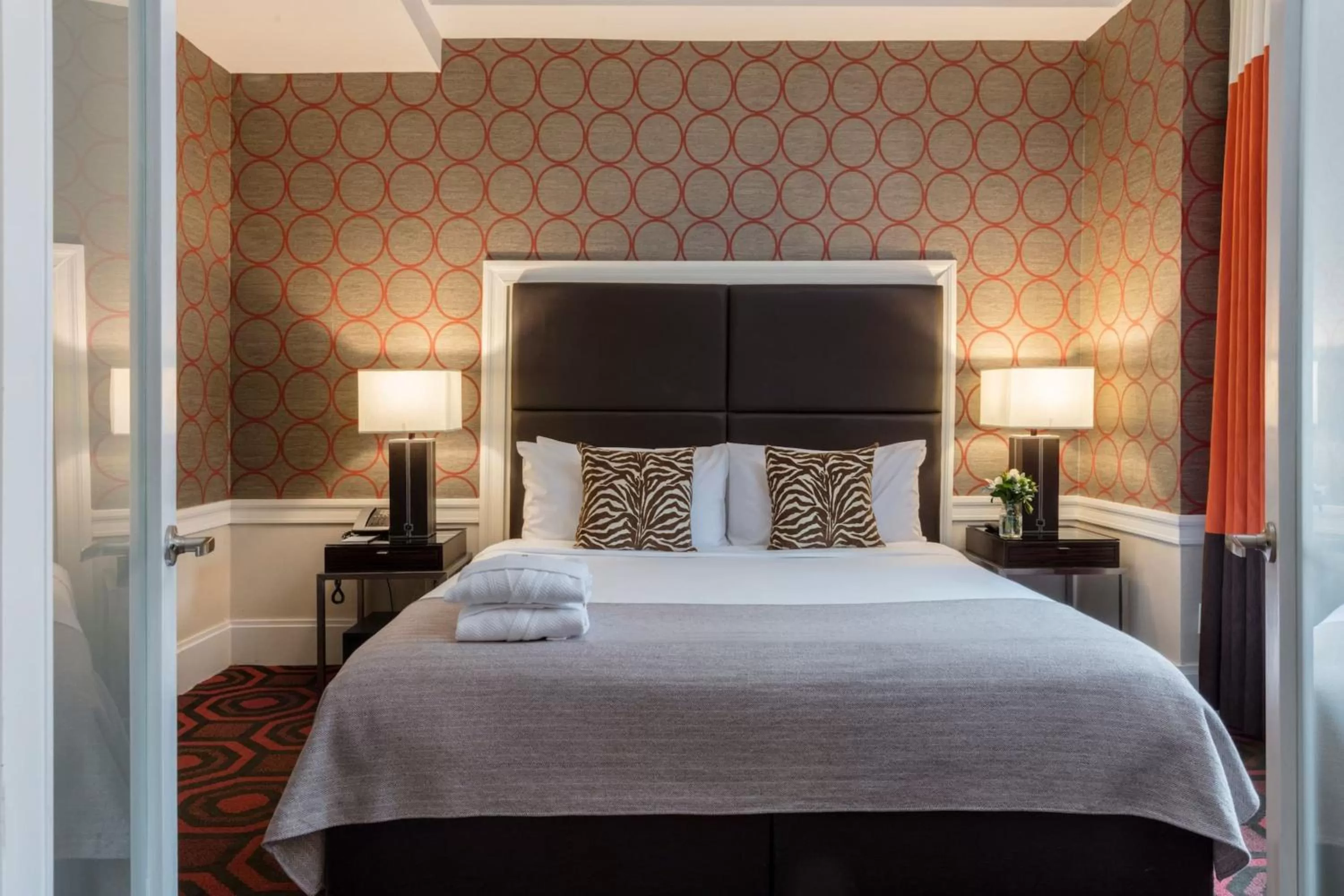 Bed in The Empire Hotel New York