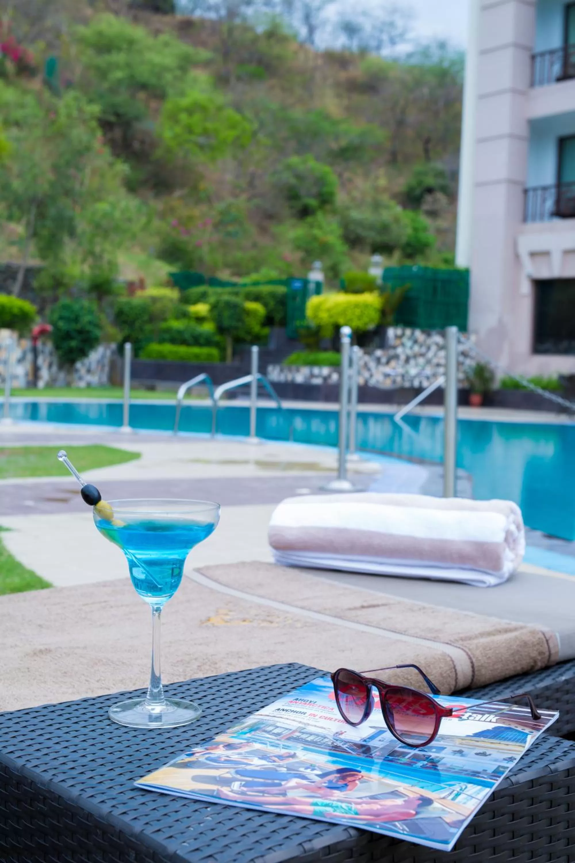 Swimming pool in Golden Tulip Chandigarh, Panchkula