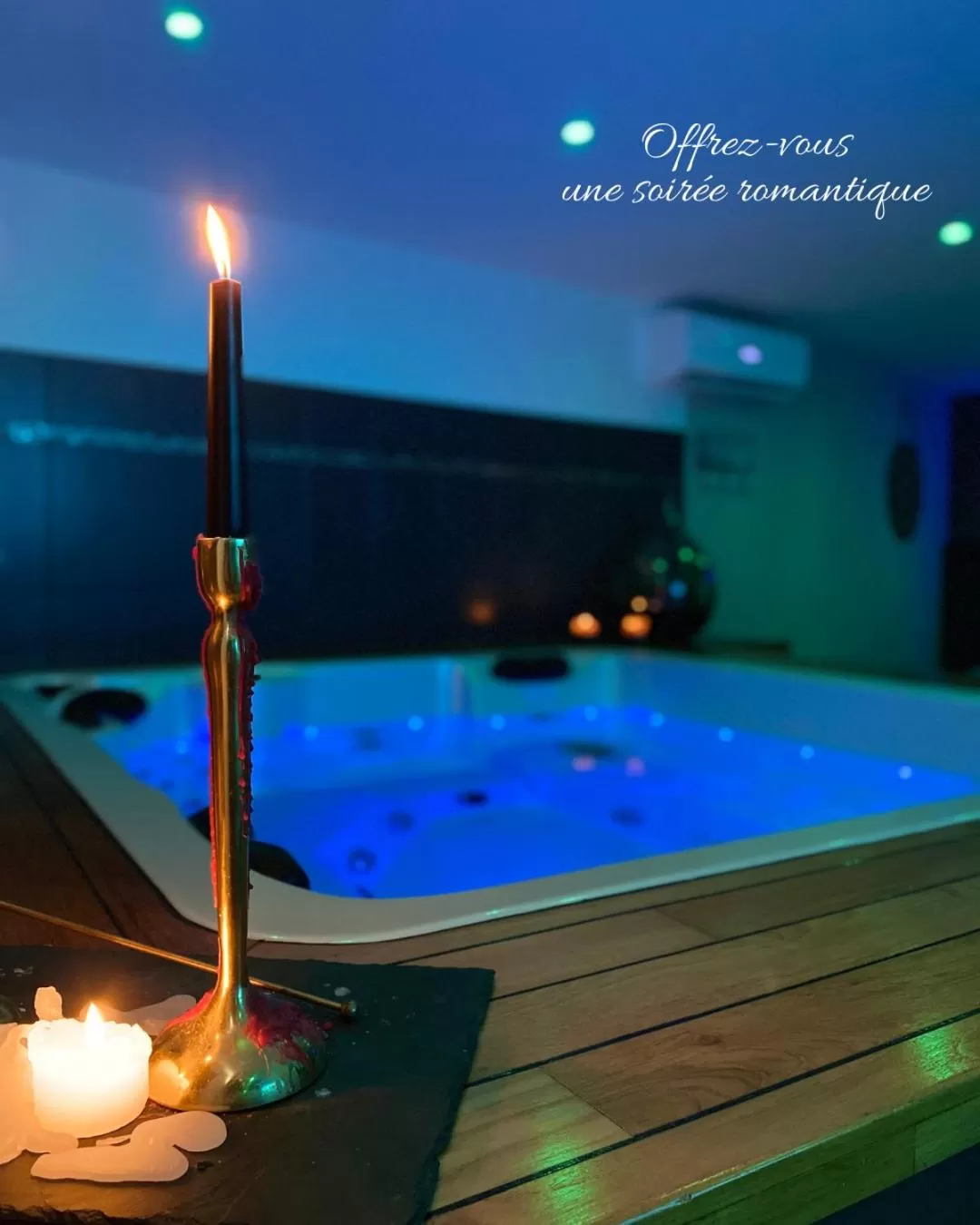 Hot Tub, Swimming Pool in SUITE 785 Chambre d hôtes Jacuzzi Cave indépendante