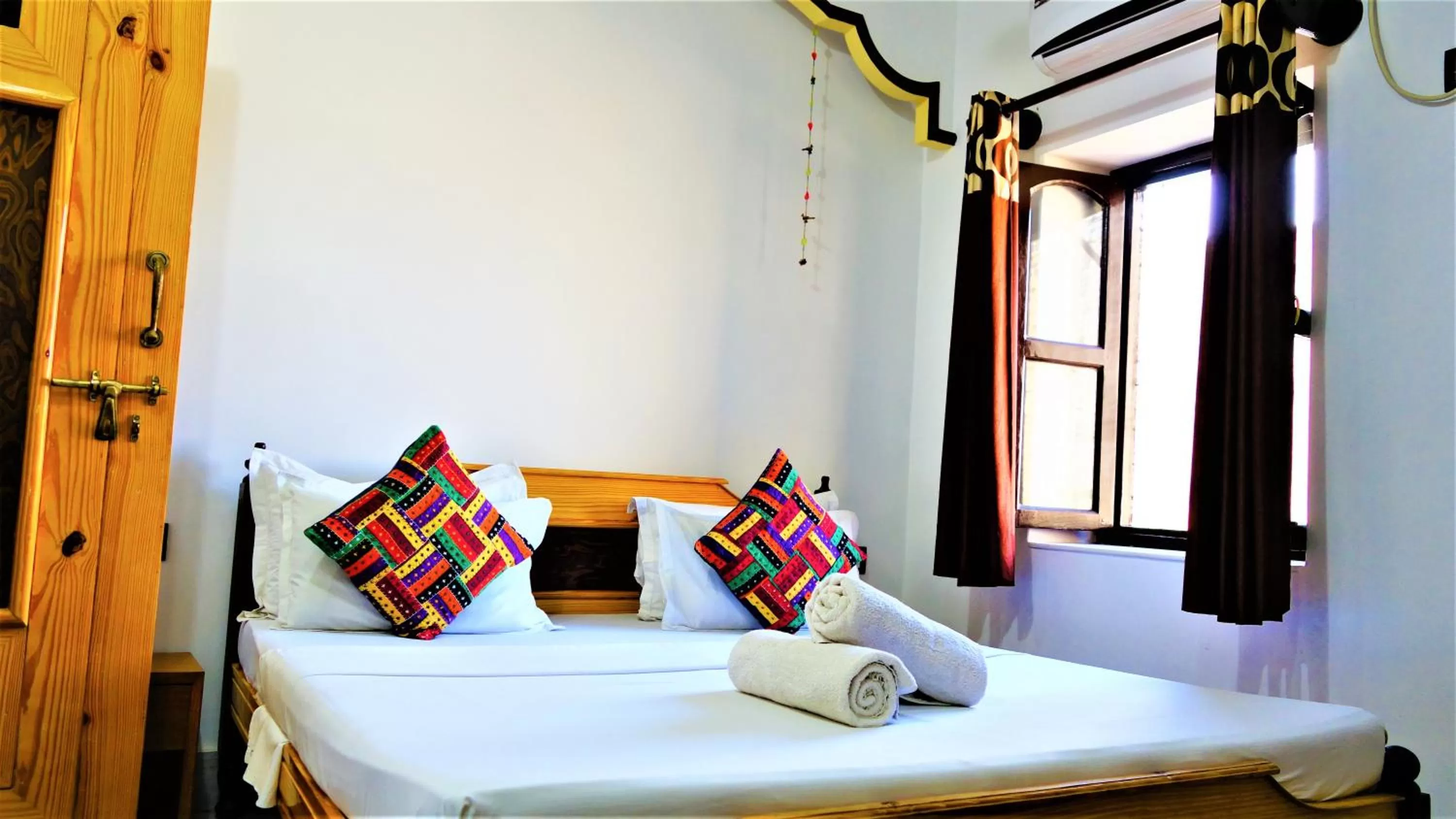 Bed in The Wanderlust Guest House & Safari