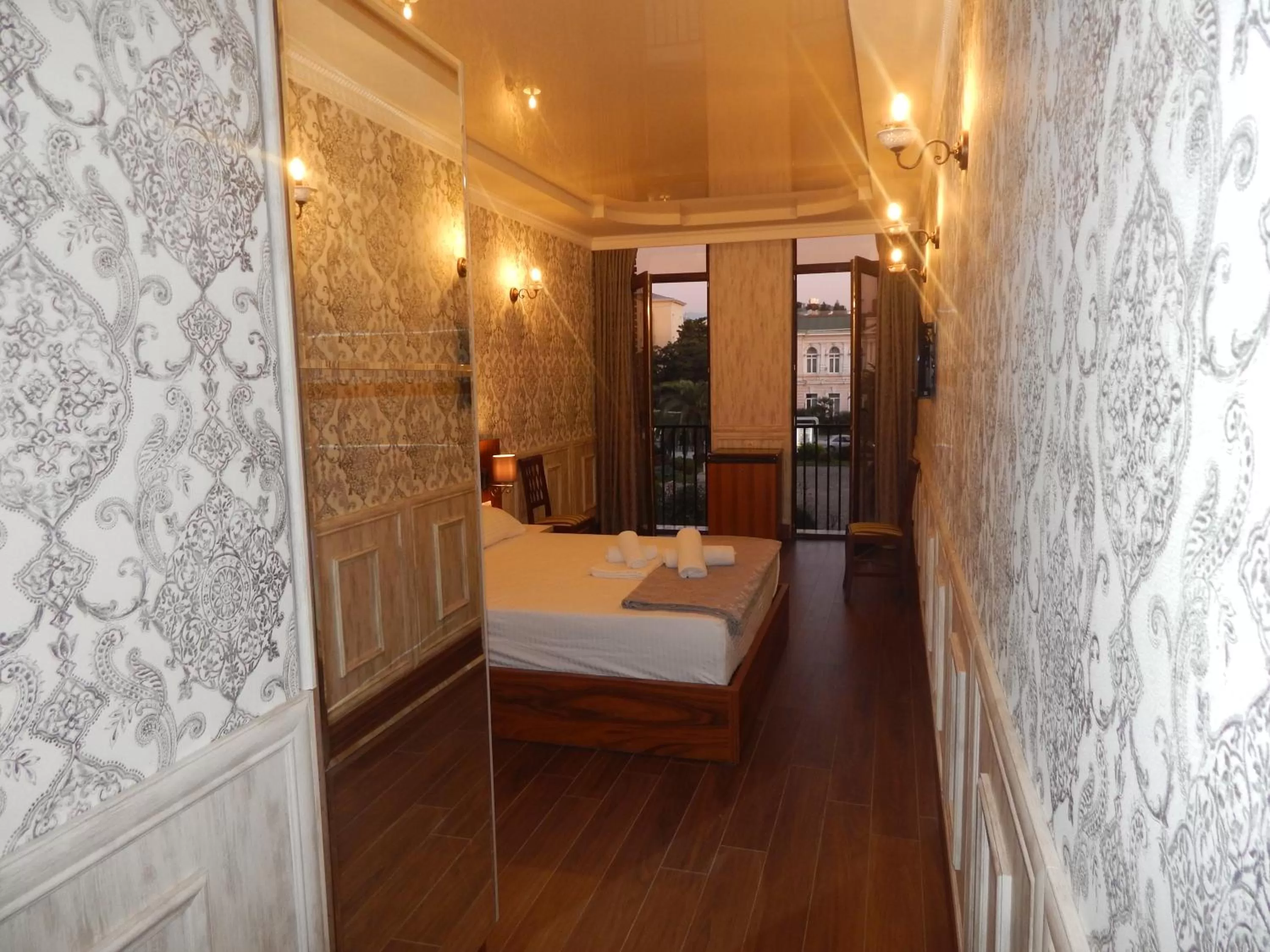 MELINI Boutique Hotel