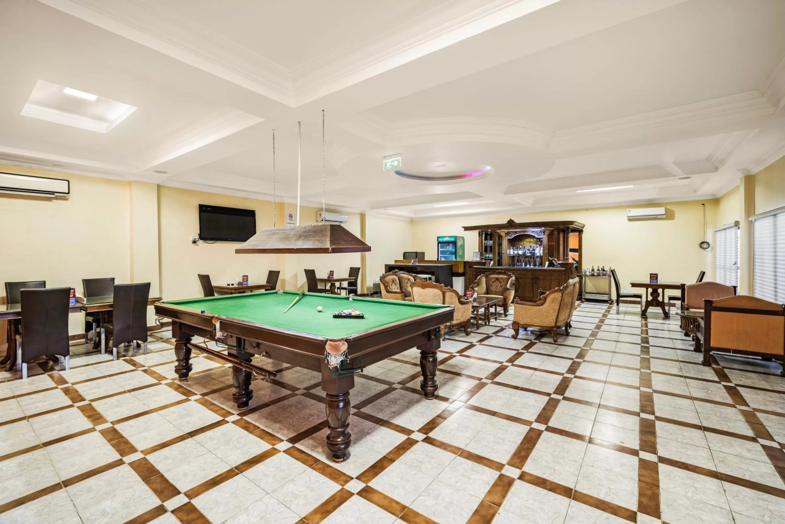 Billiard, Billiards in GReaT Trails Riverview Thanjavur By GRT Hotels