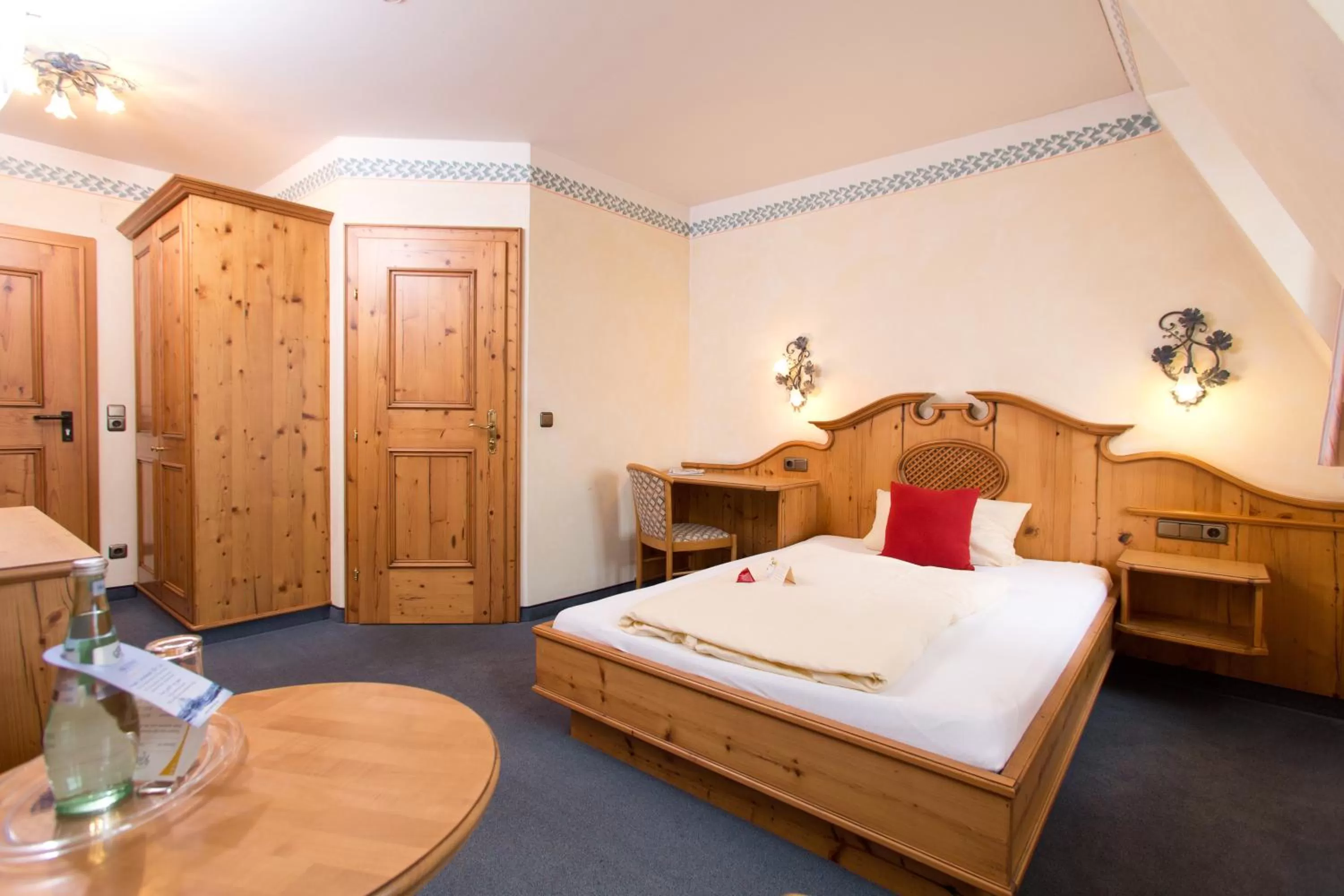 Decorative detail, Bed in AKZENT Hotel Krone