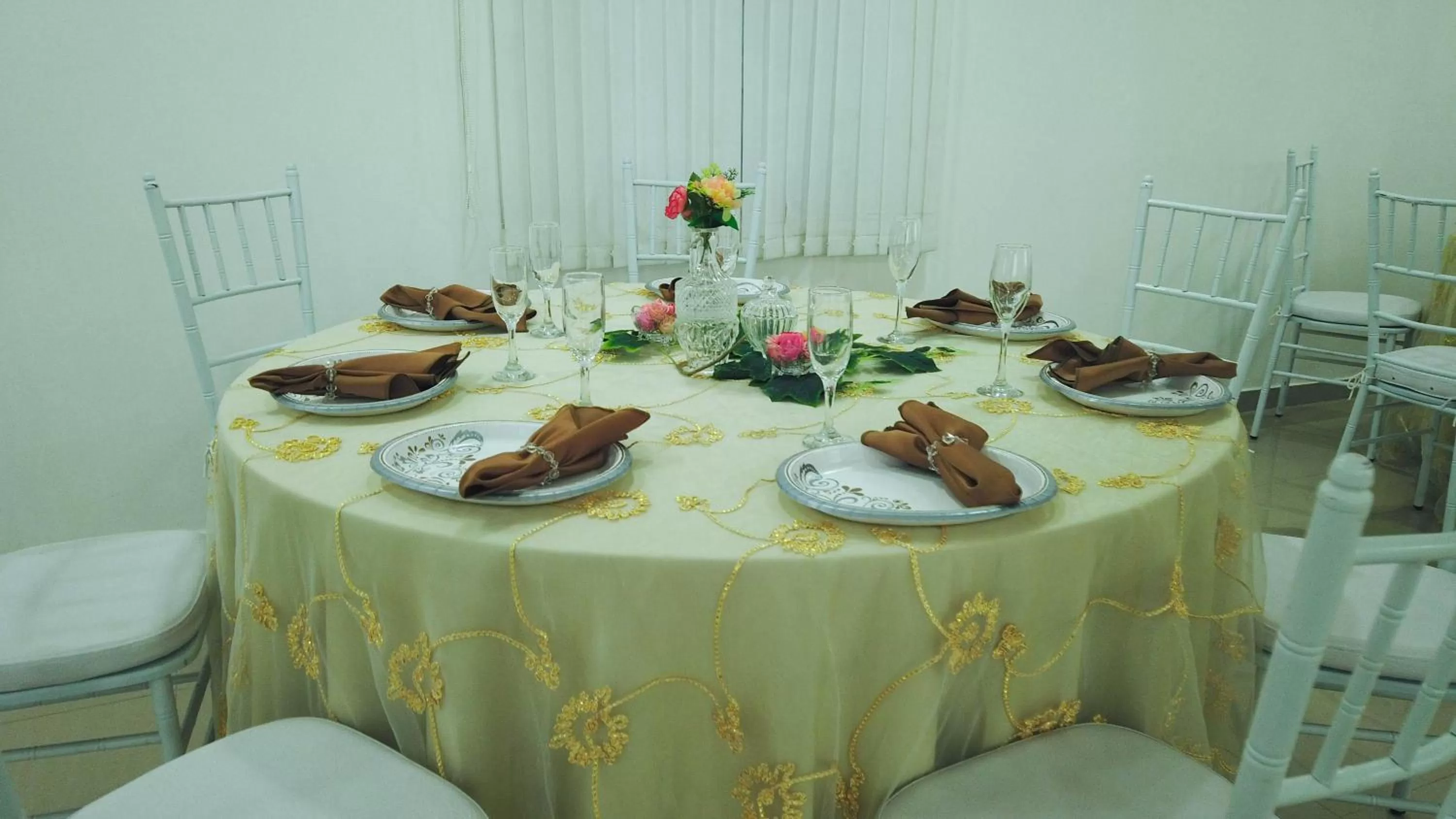 Business facilities in Hotel Parque de los Novios Inn