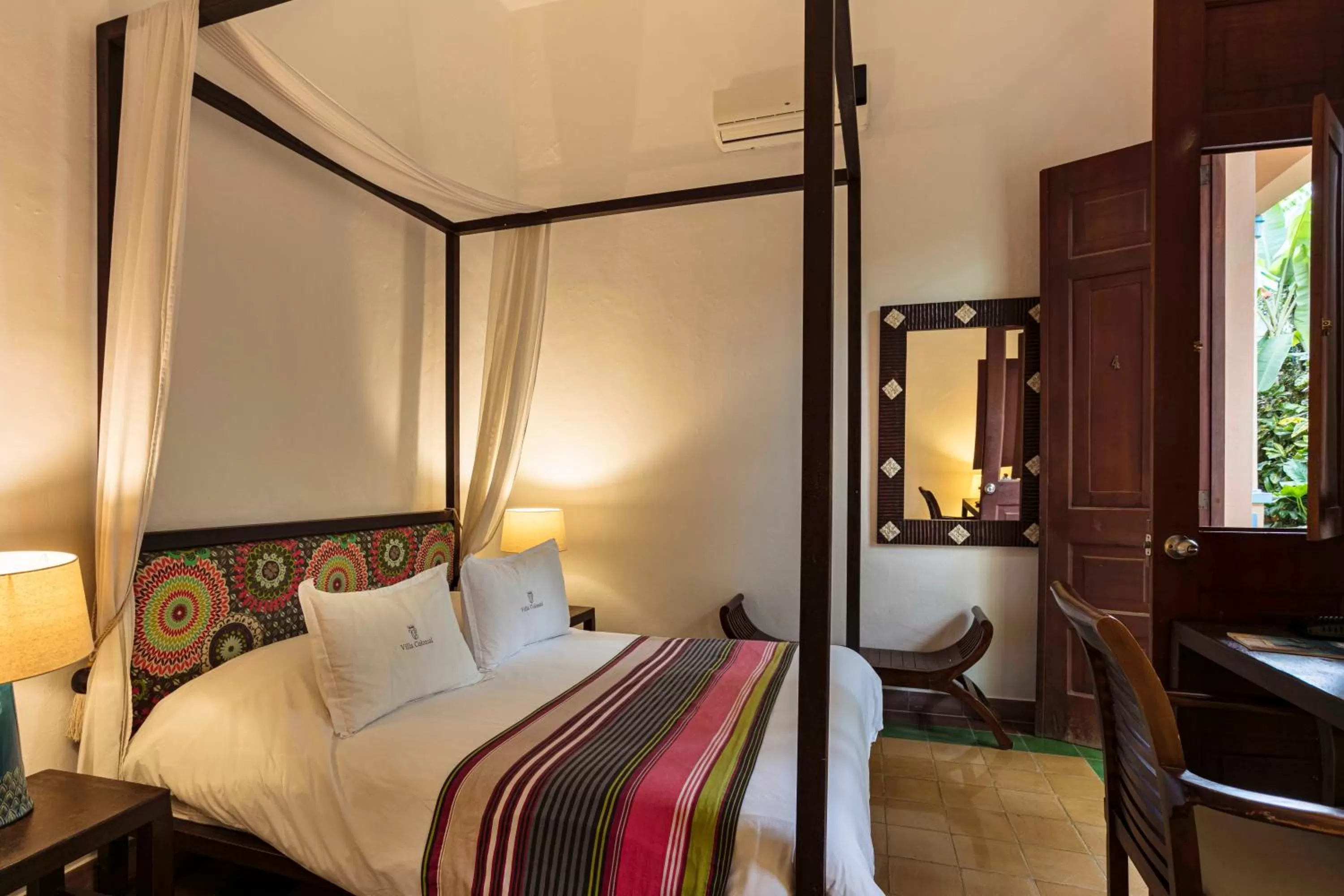 Bed in Hotel Villa Colonial