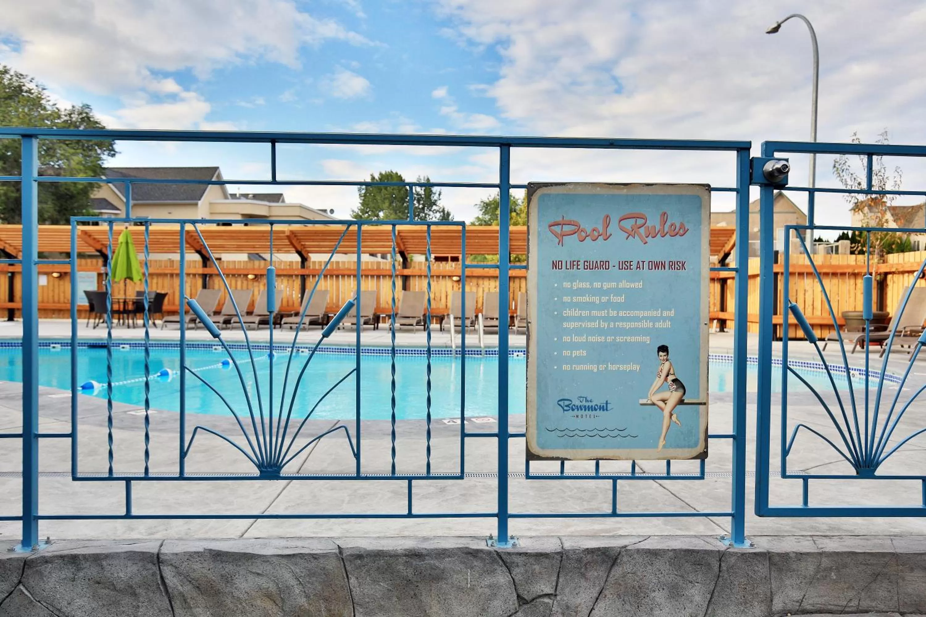 Pool view in Bowmont Motel