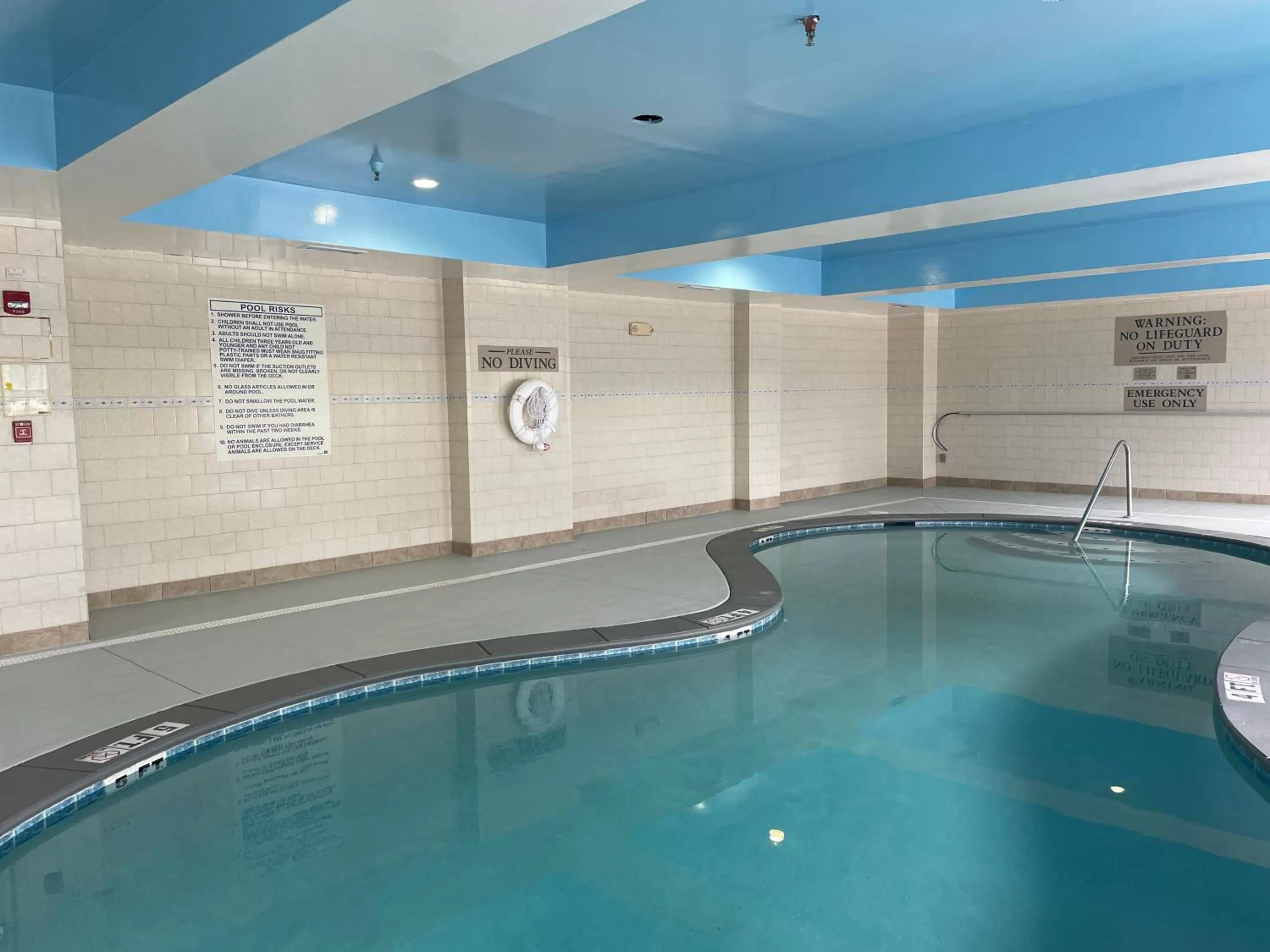 Swimming pool in Wingate by Wyndham Savannah Gateway