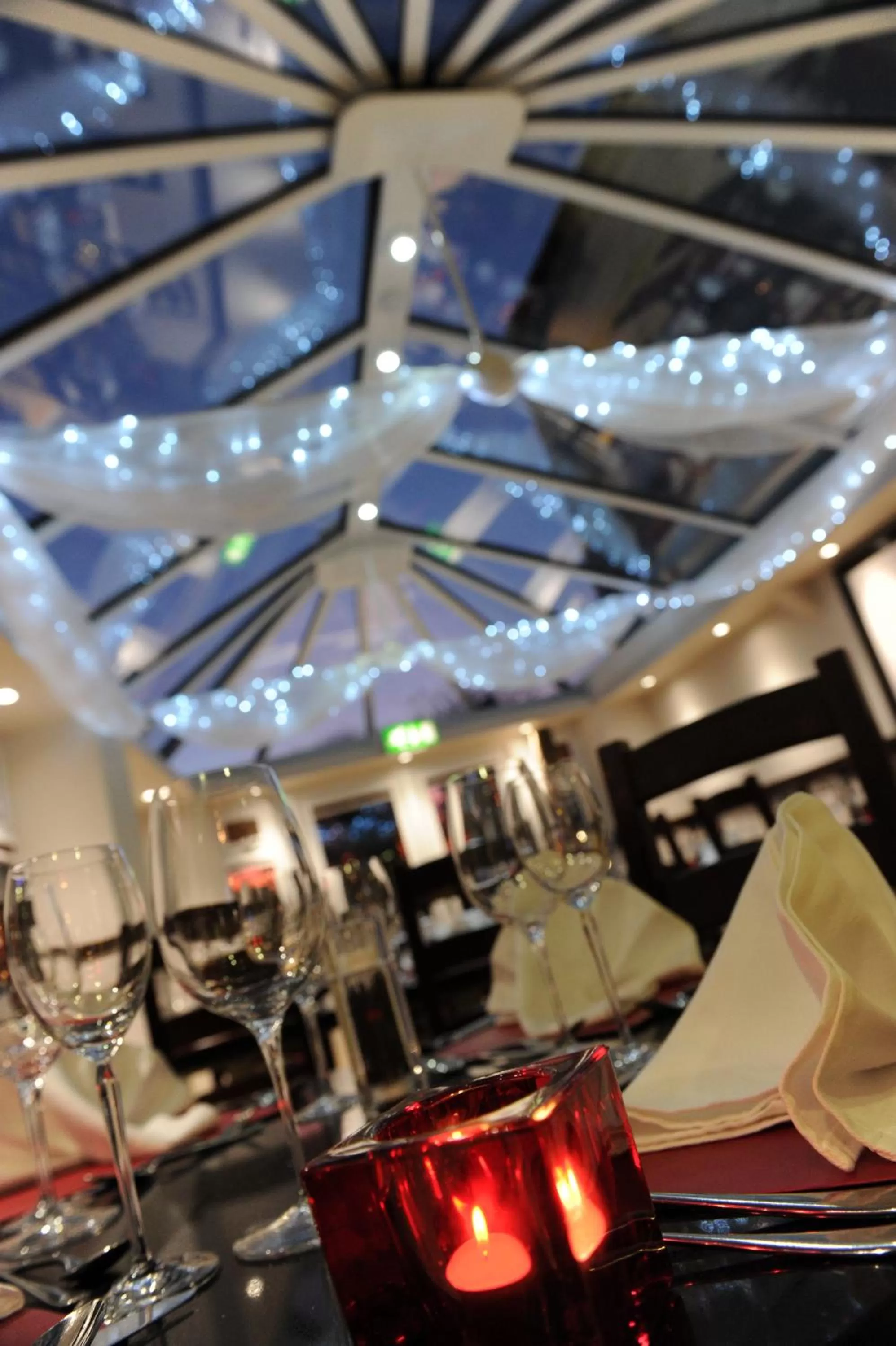 Restaurant/places to eat in A Park View Hotel