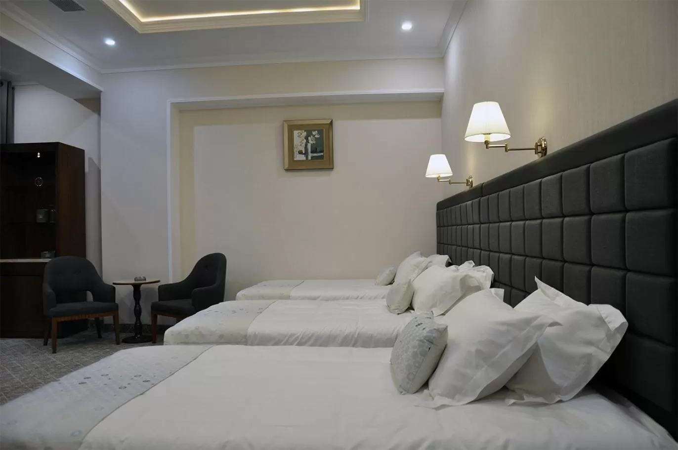 Bed in Parliament Palace Hotel